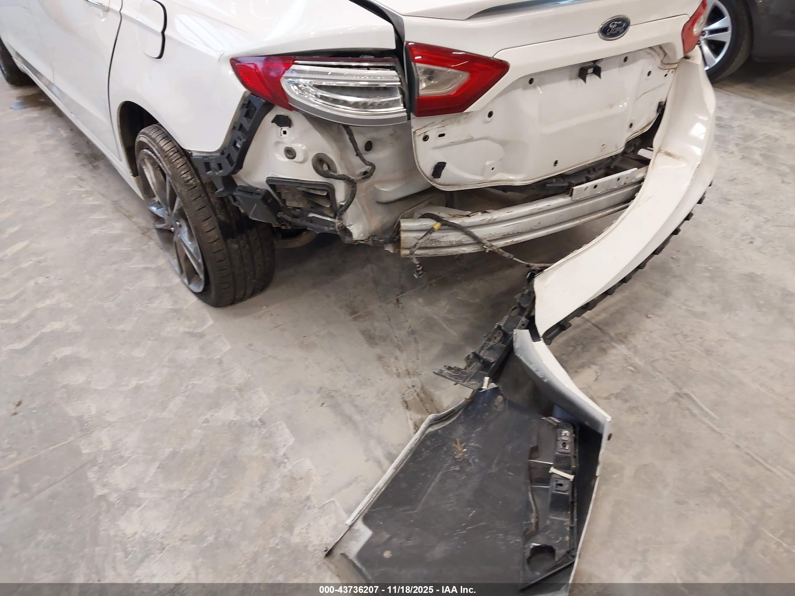 2014 Ford Fusion Titanium White vin: 3FA6P0D97ER219565