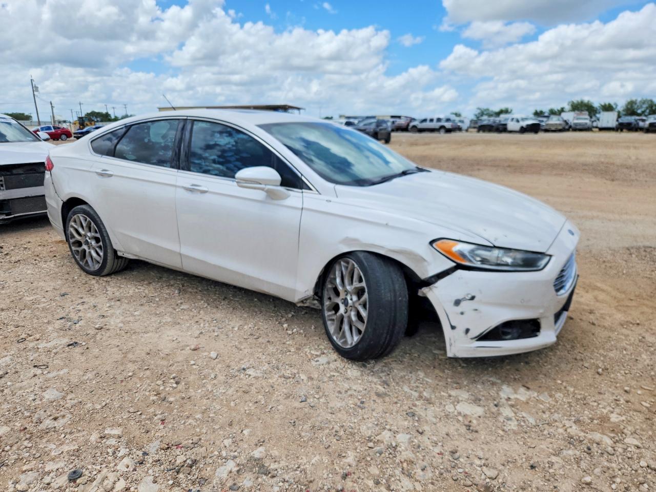 2014 Ford Fusion Titanium White vin: 3FA6P0D97ER226693