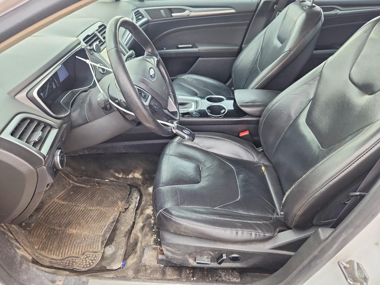 2013 Ford Fusion Titanium White vin: 3FA6P0D98DR196375