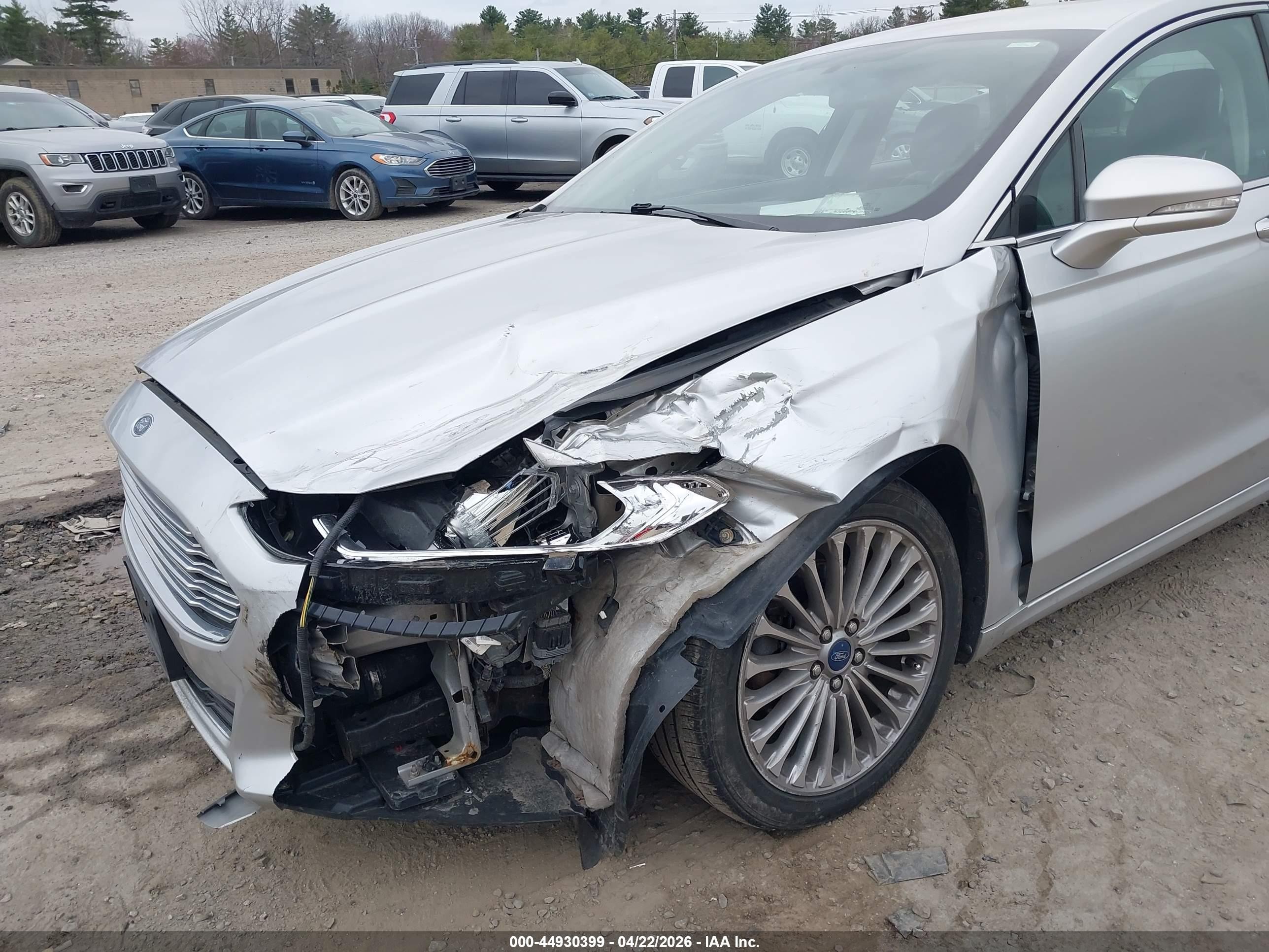2014 Ford Fusion Titanium Серебряный vin: 3FA6P0D98ER106272