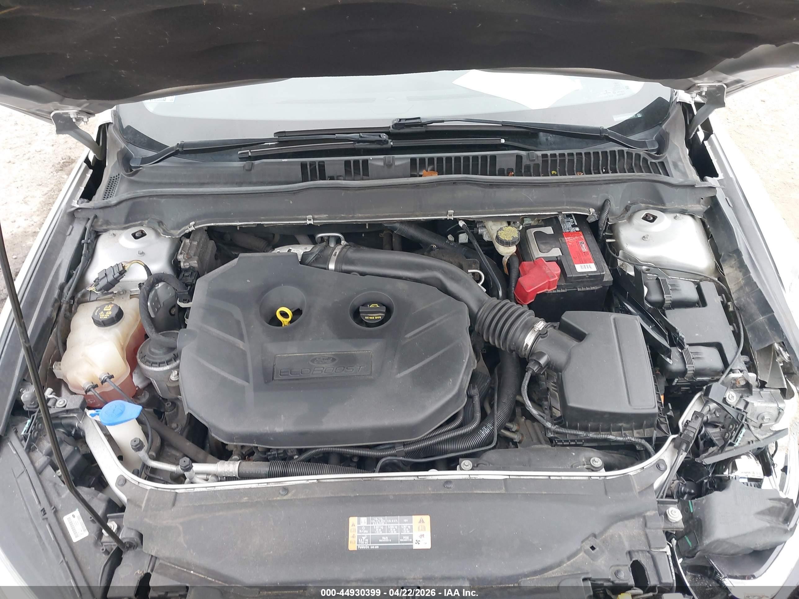2014 Ford Fusion Titanium Серебряный vin: 3FA6P0D98ER106272