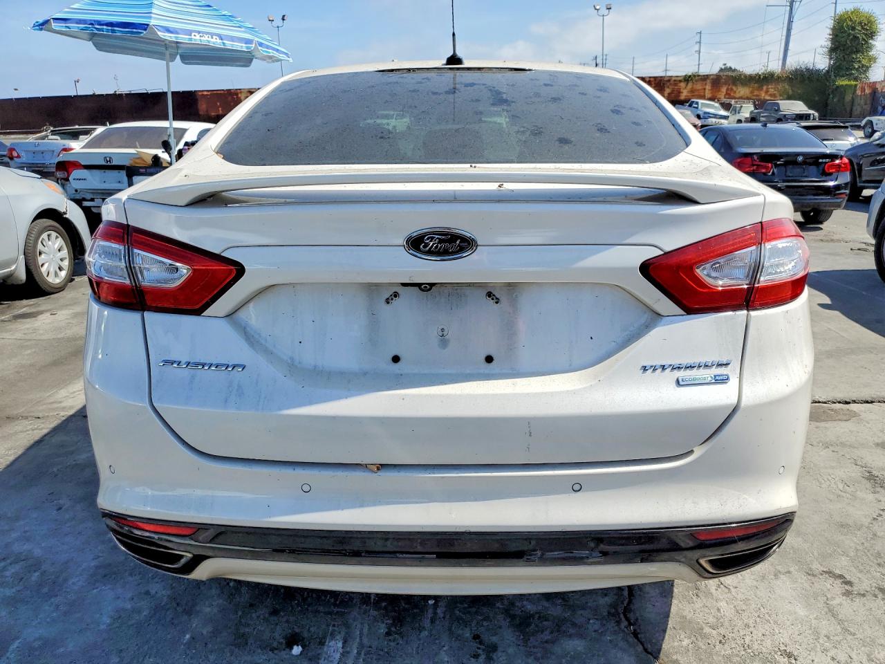 2014 Ford Fusion Titanium White vin: 3FA6P0D98ER270217
