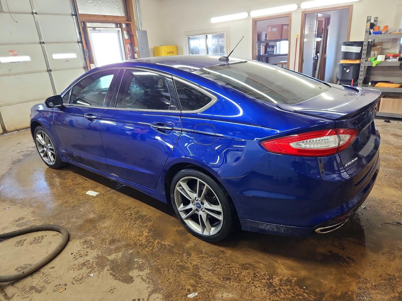 2015 Ford Fusion Titanium Синий vin: 3FA6P0D98FR154226