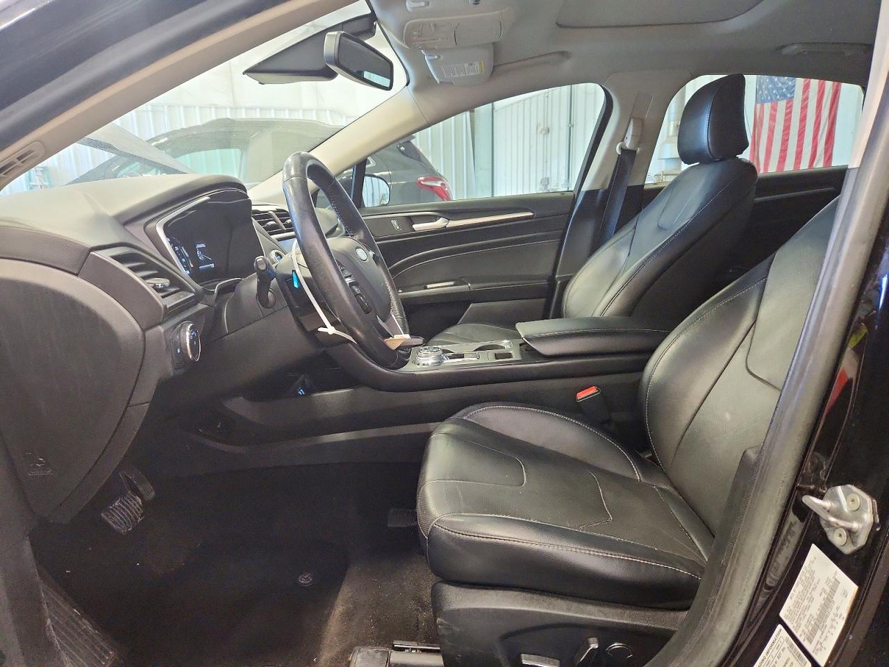 2020 Ford Fusion Titanium Black vin: 3FA6P0D98LR133159