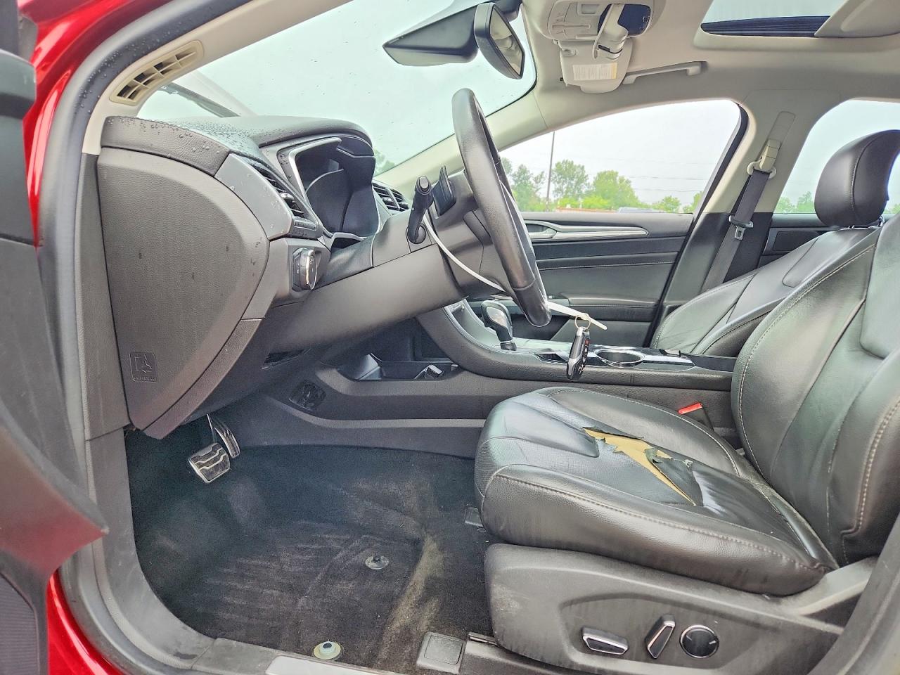 2013 Ford Fusion Titanium Red vin: 3FA6P0D99DR190178