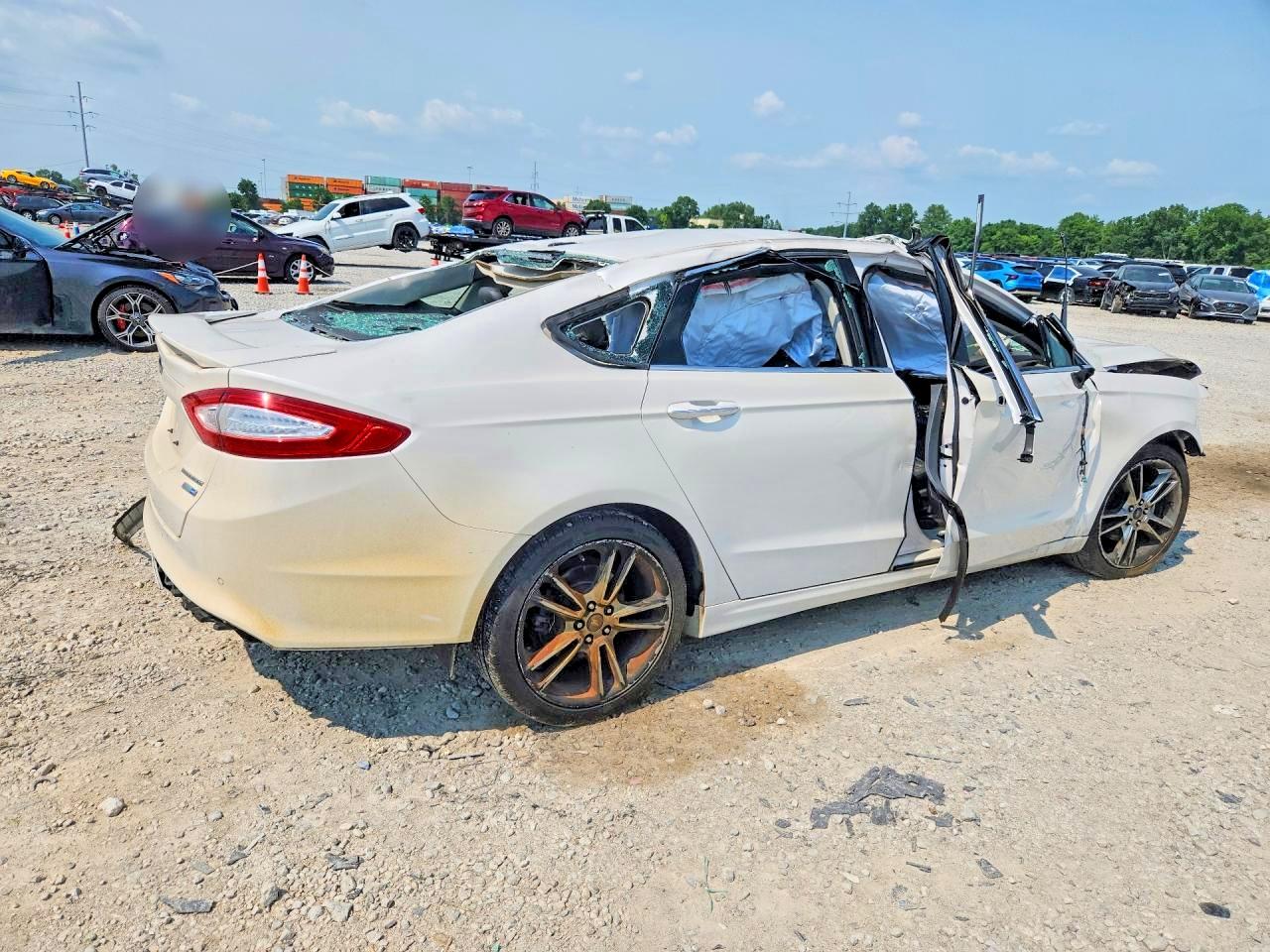 2013 Ford Fusion Titanium White vin: 3FA6P0D99DR272346