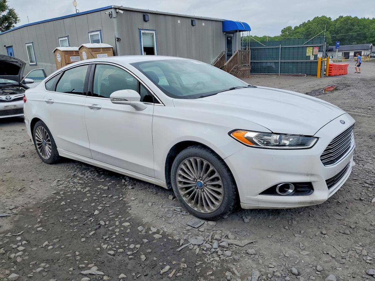 2014 Ford Fusion Titanium White vin: 3FA6P0D99ER117846