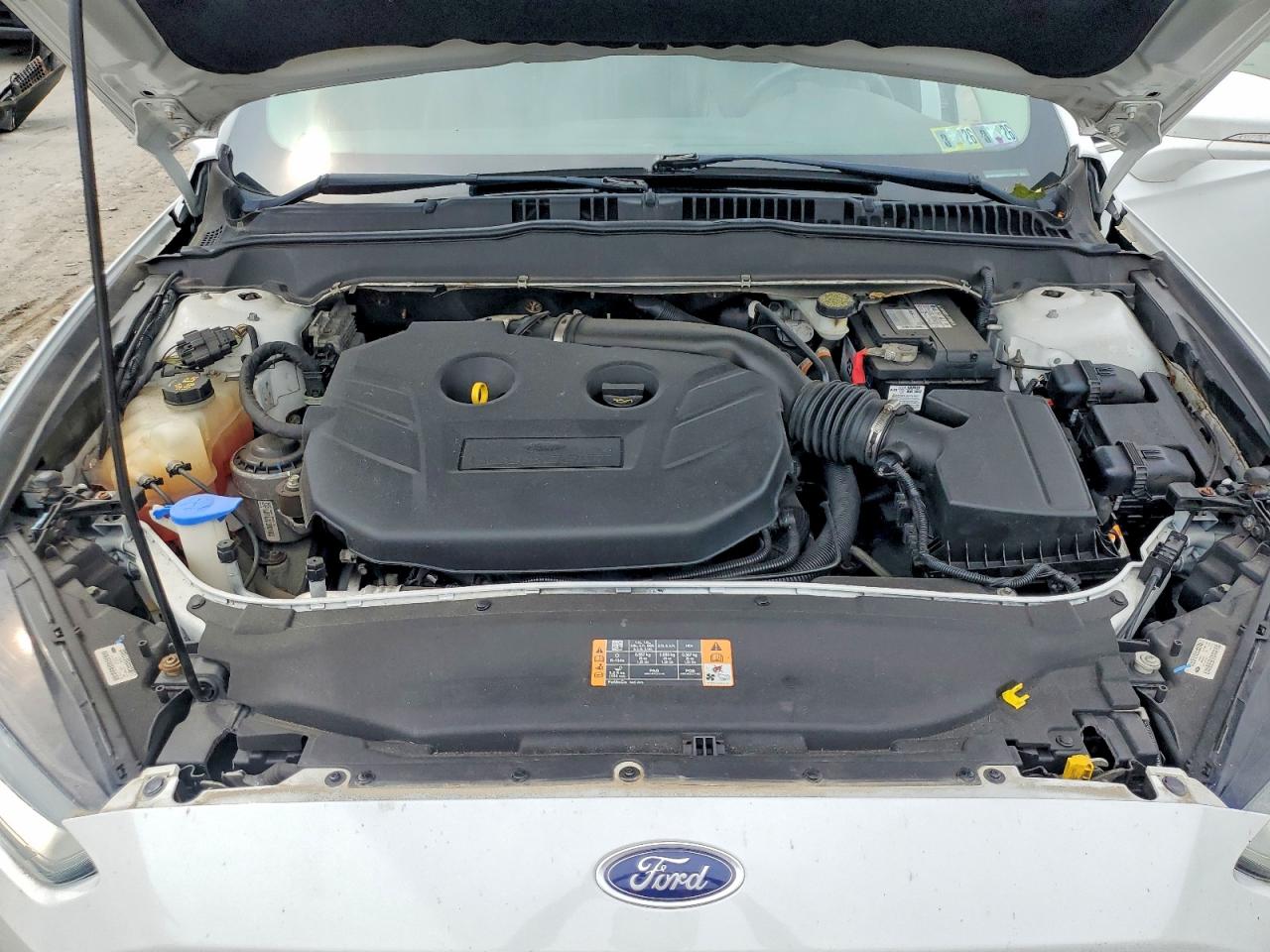 2014 Ford Fusion Titanium White vin: 3FA6P0D99ER117846