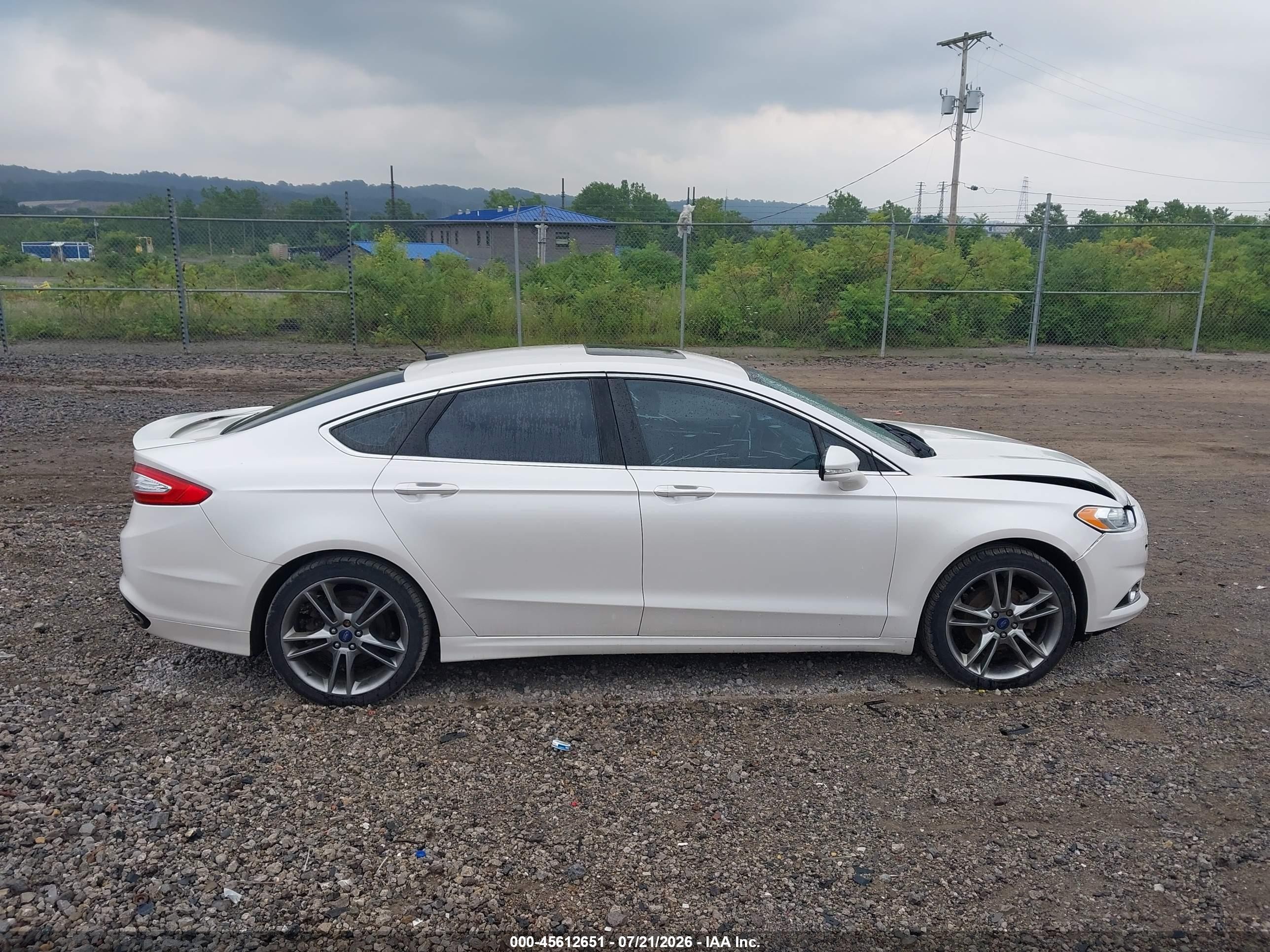 2014 Ford Fusion Titanium White vin: 3FA6P0D99ER351792