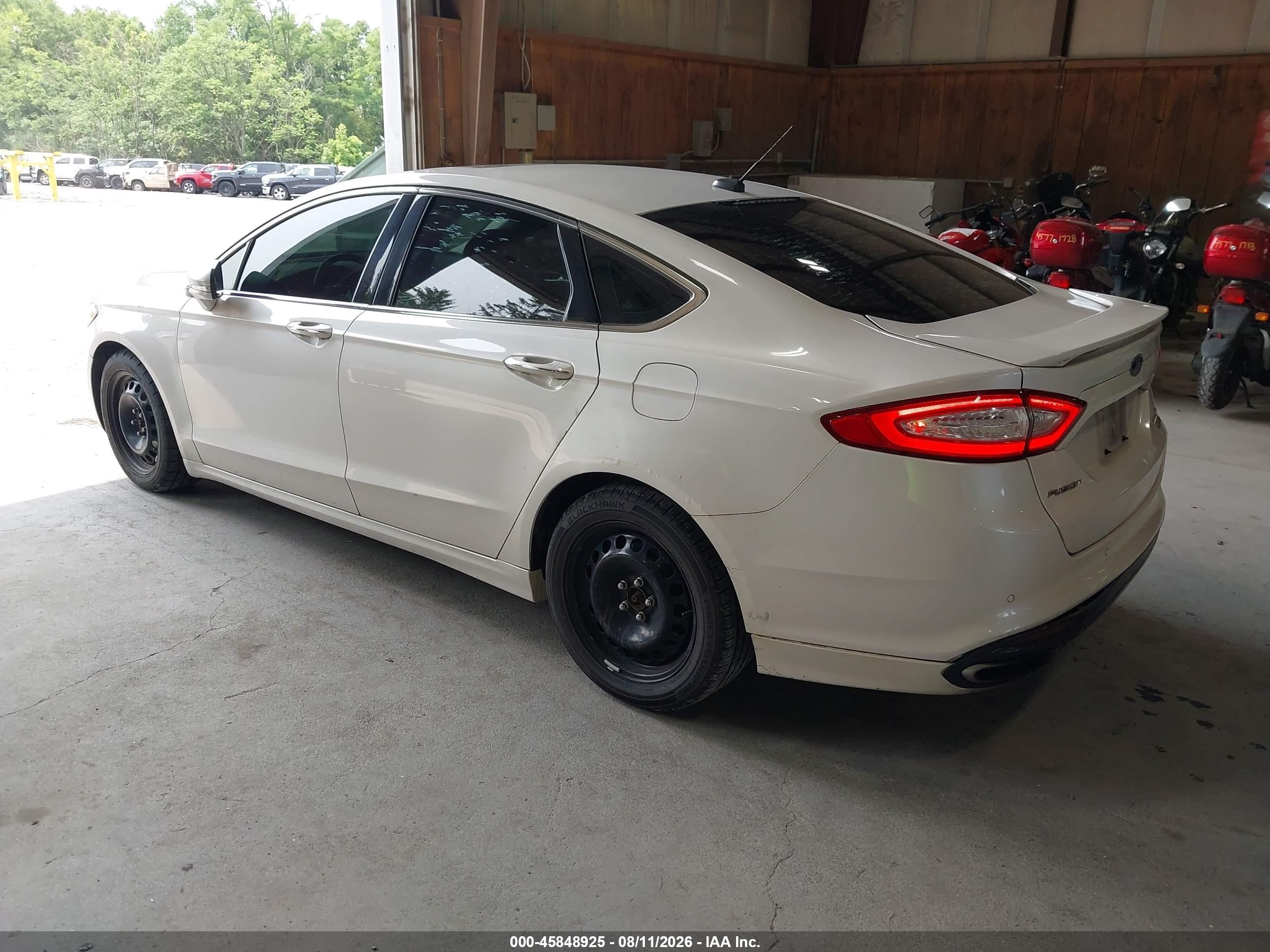 2013 Ford Fusion Titanium White vin: 3FA6P0D9XDR187256
