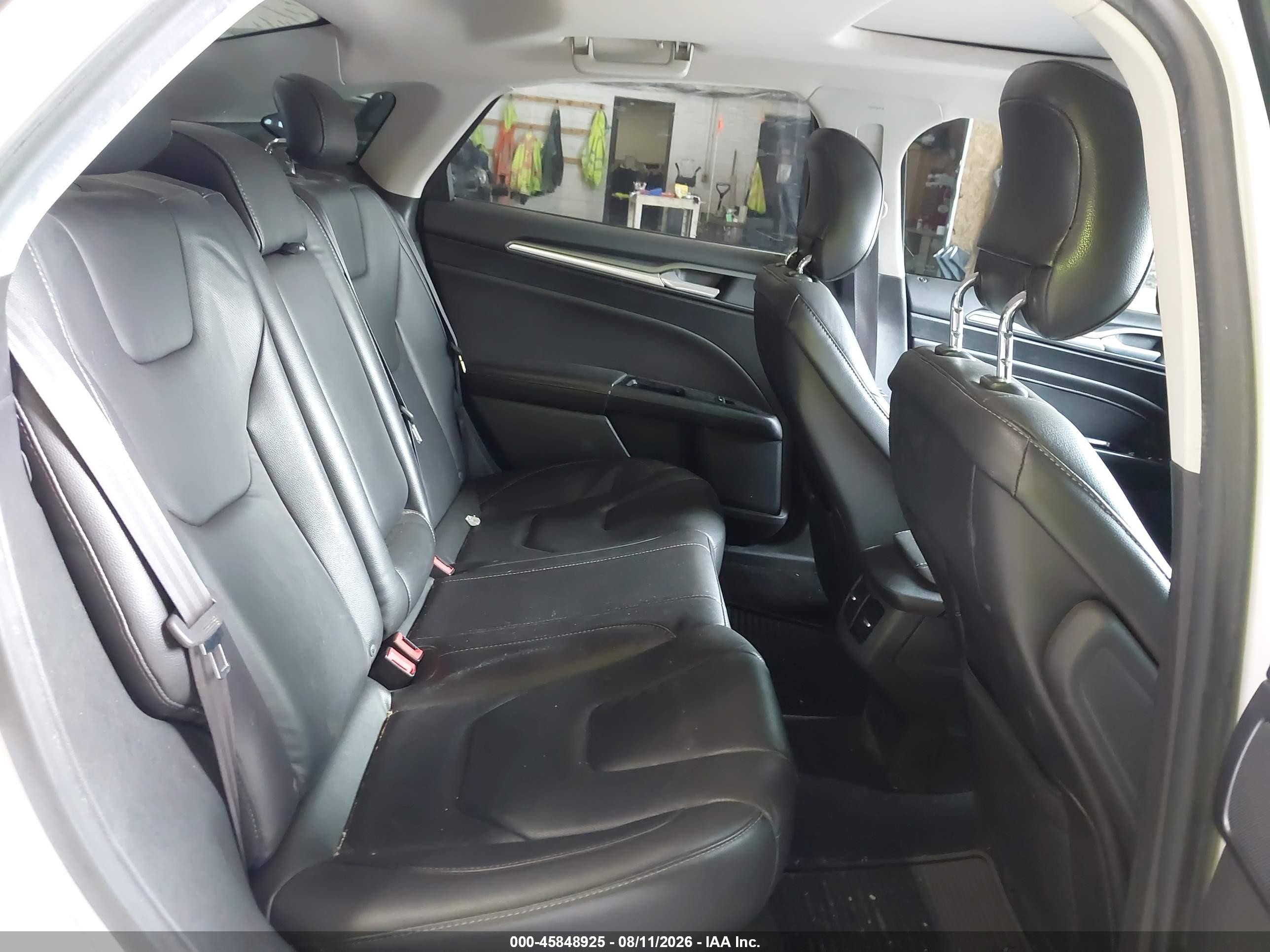 2013 Ford Fusion Titanium White vin: 3FA6P0D9XDR187256