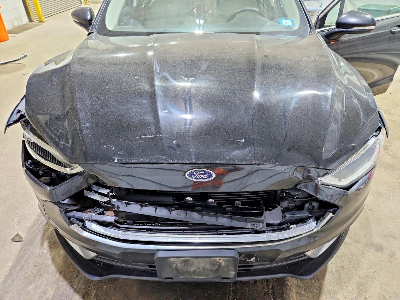 2018 Ford Fusion Titanium Black vin: 3FA6P0D9XJR188242
