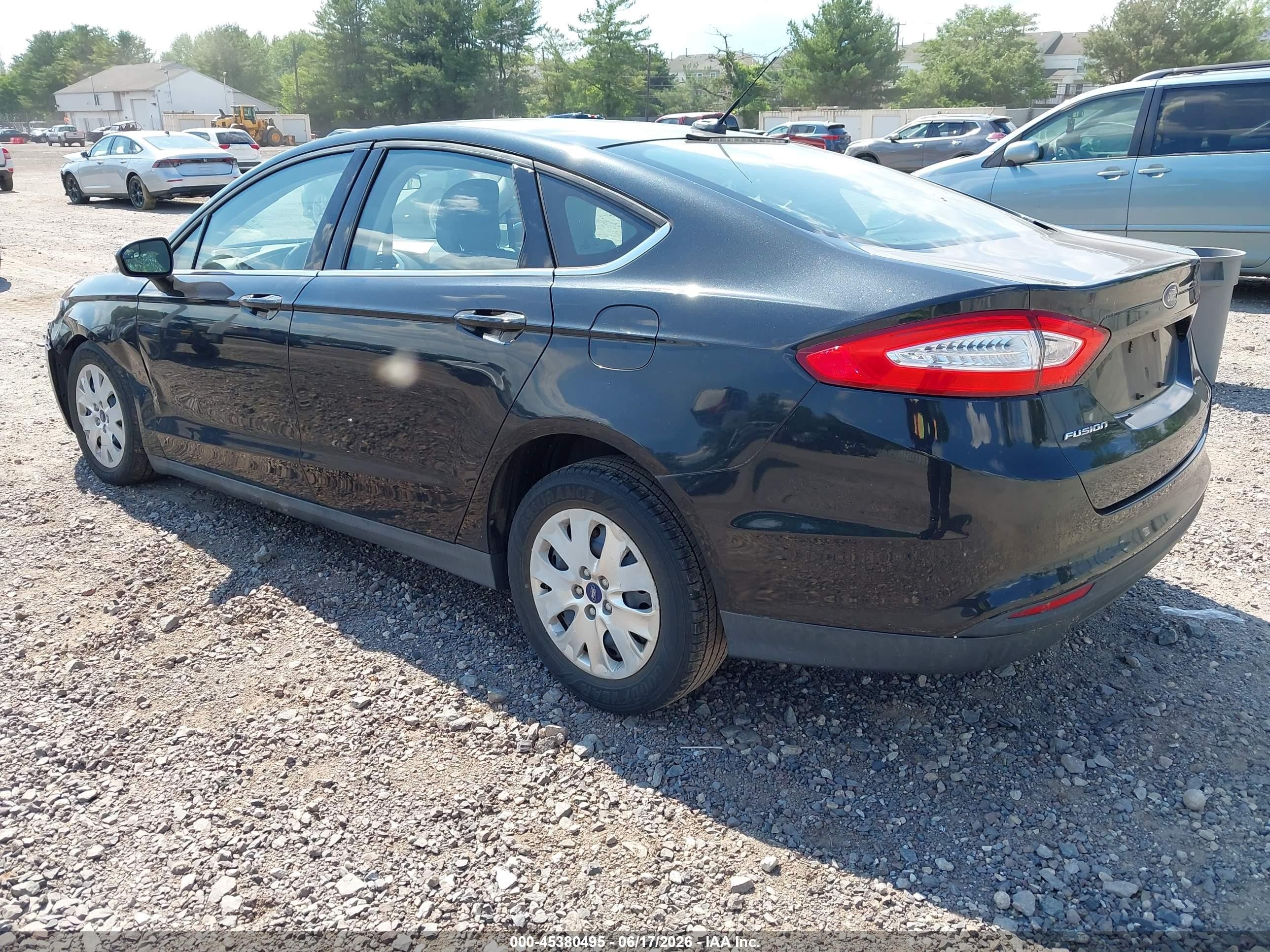 2013 Ford Fusion S Черный vin: 3FA6P0G70DR354976