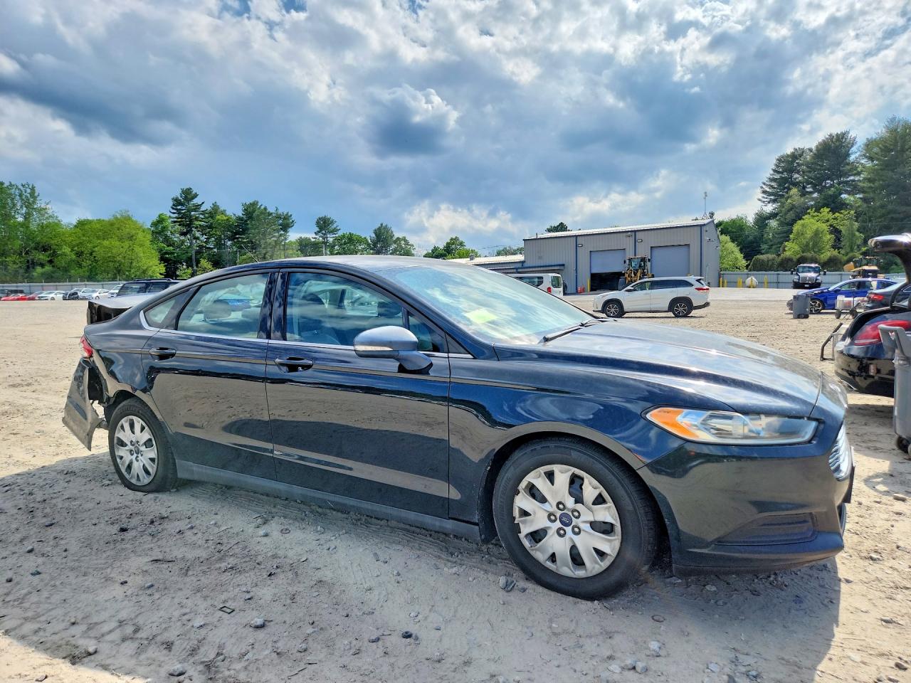 2014 Ford Fusion S Blue vin: 3FA6P0G70ER250151