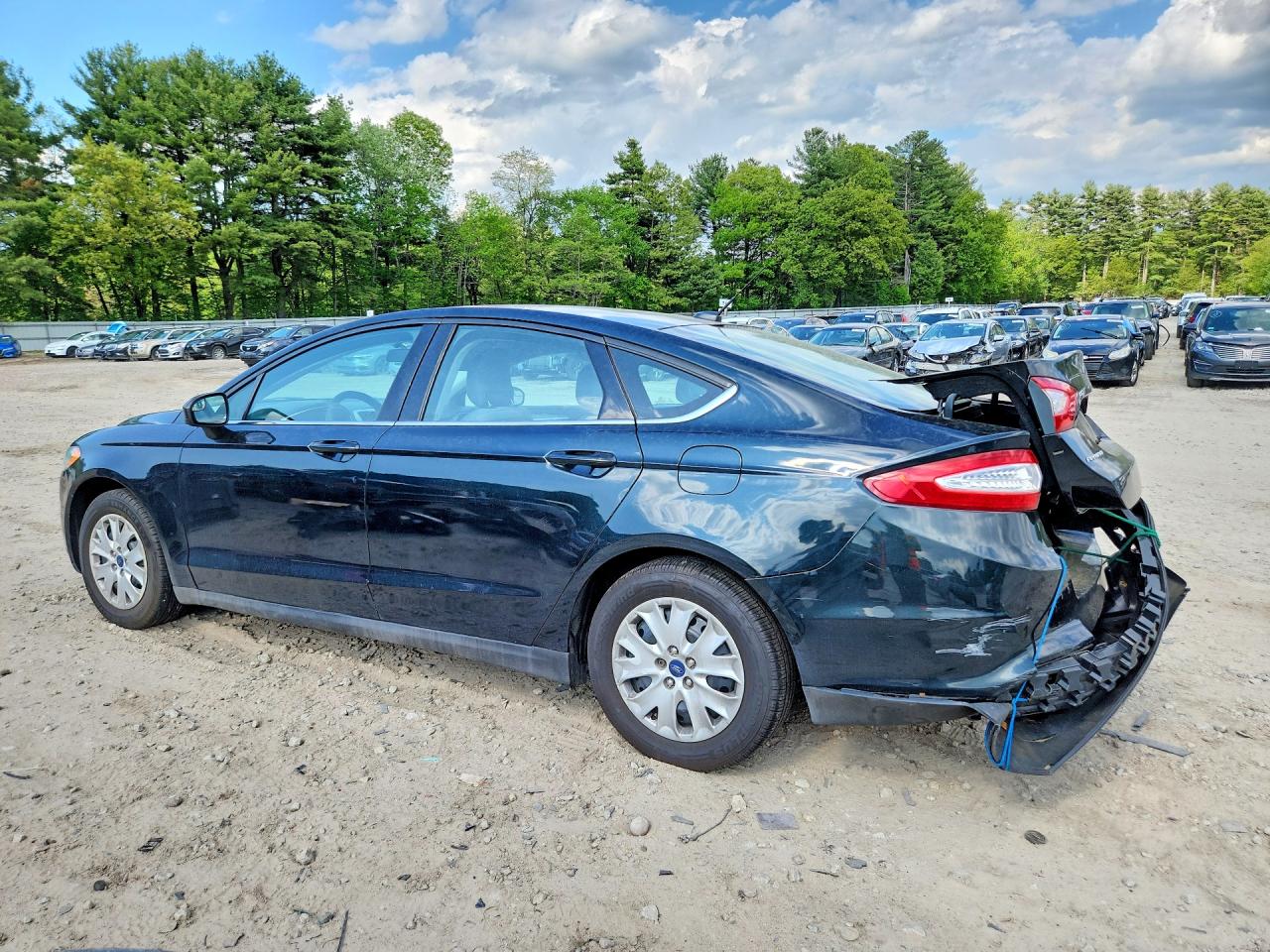 2014 Ford Fusion S Blue vin: 3FA6P0G70ER250151