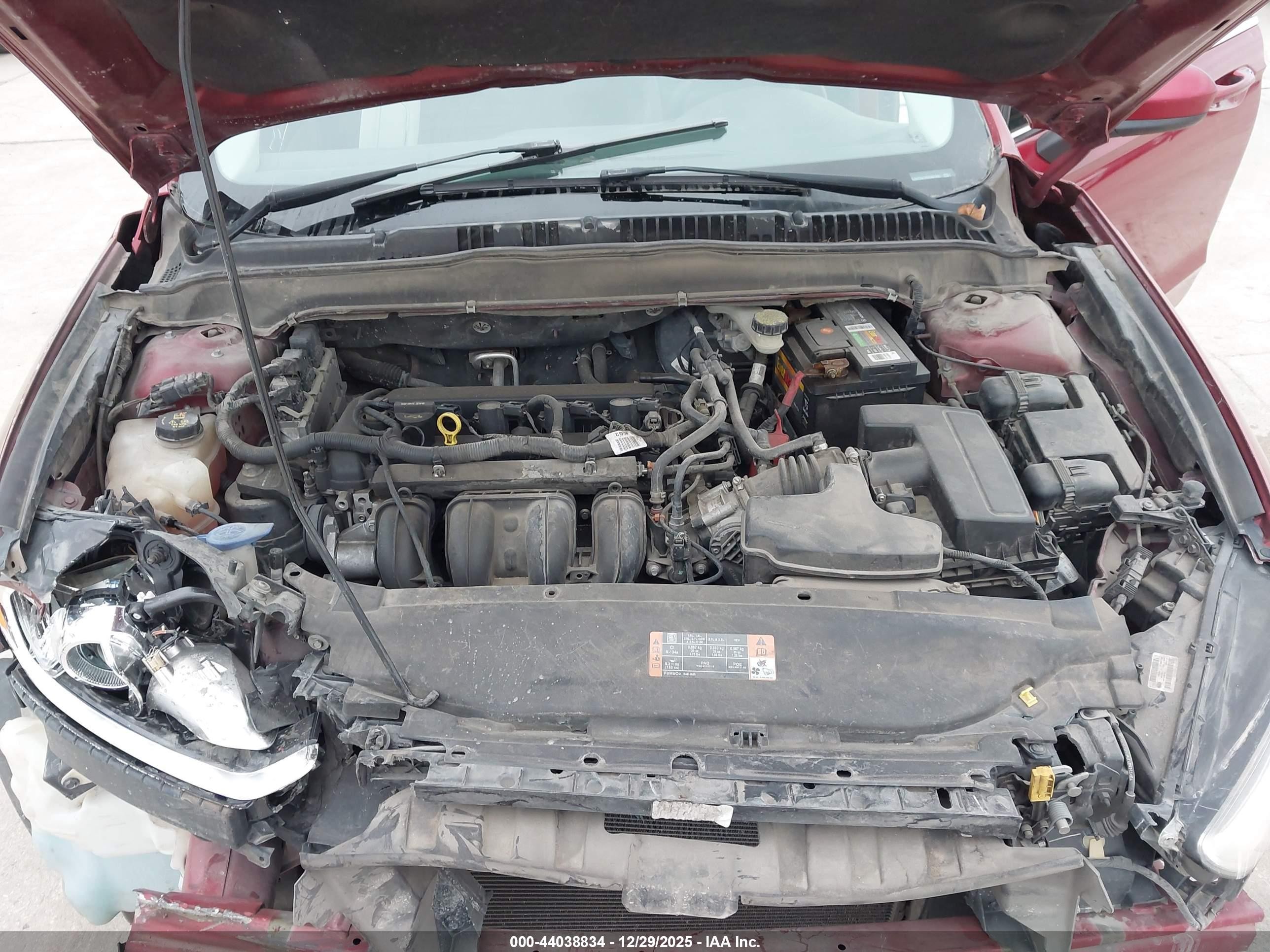 2014 Ford Fusion S Red vin: 3FA6P0G70ER267905