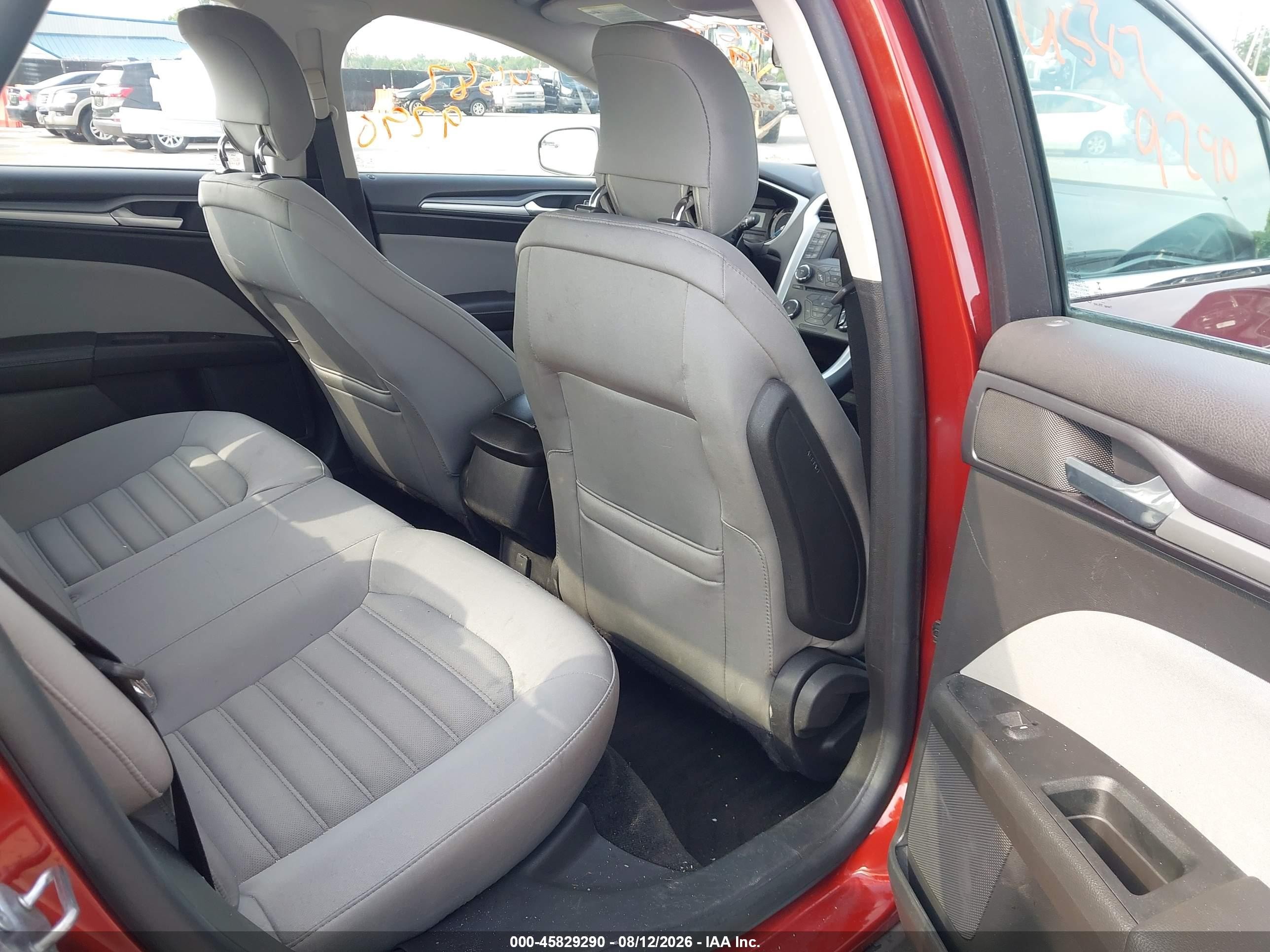 2014 Ford Fusion S Orange vin: 3FA6P0G70ER293727