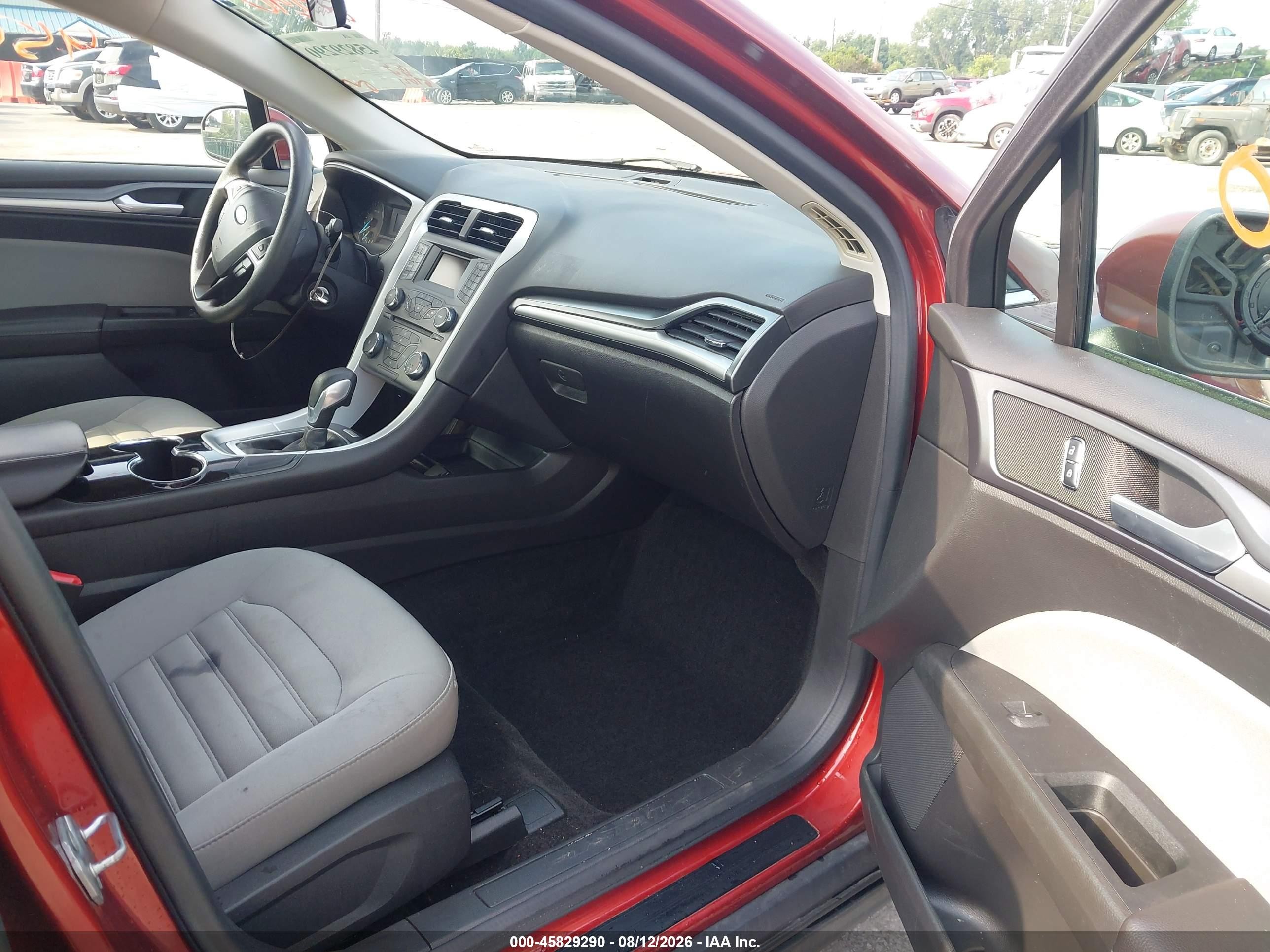 2014 Ford Fusion S Orange vin: 3FA6P0G70ER293727