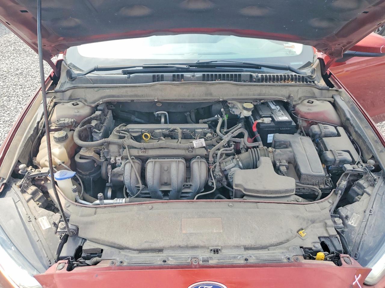 2014 Ford Fusion S Red vin: 3FA6P0G70ER377191