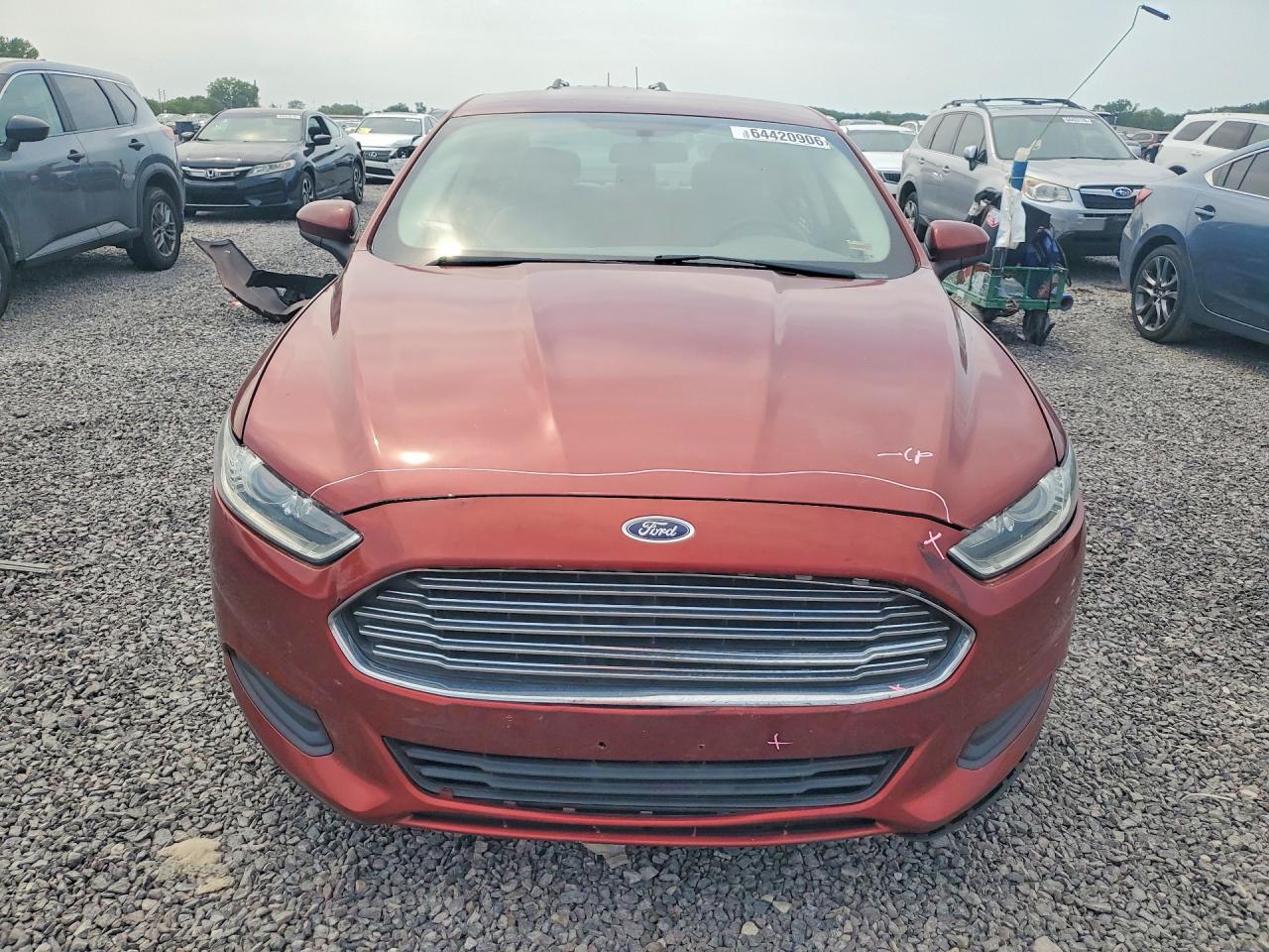 2014 Ford Fusion S Red vin: 3FA6P0G70ER377191
