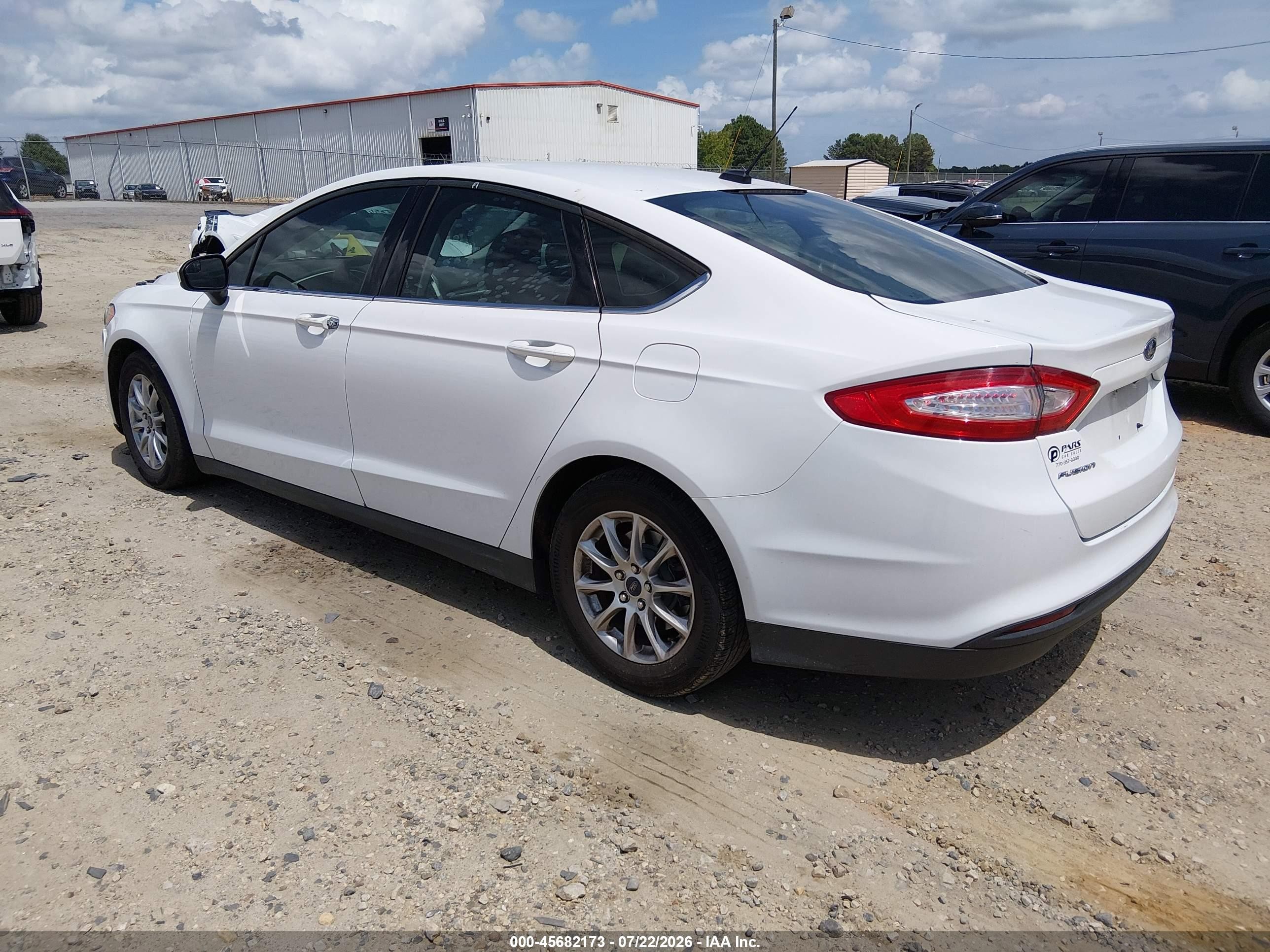 2015 Ford Fusion S White vin: 3FA6P0G70FR129282