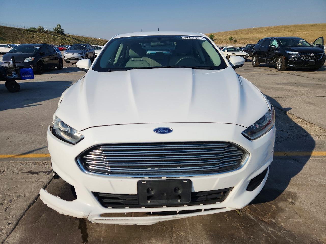 2015 Ford Fusion S White vin: 3FA6P0G70FR148558