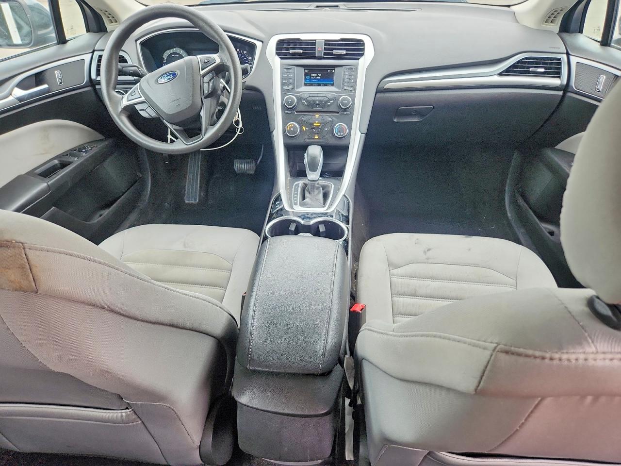 2015 Ford Fusion S Gray vin: 3FA6P0G70FR203932