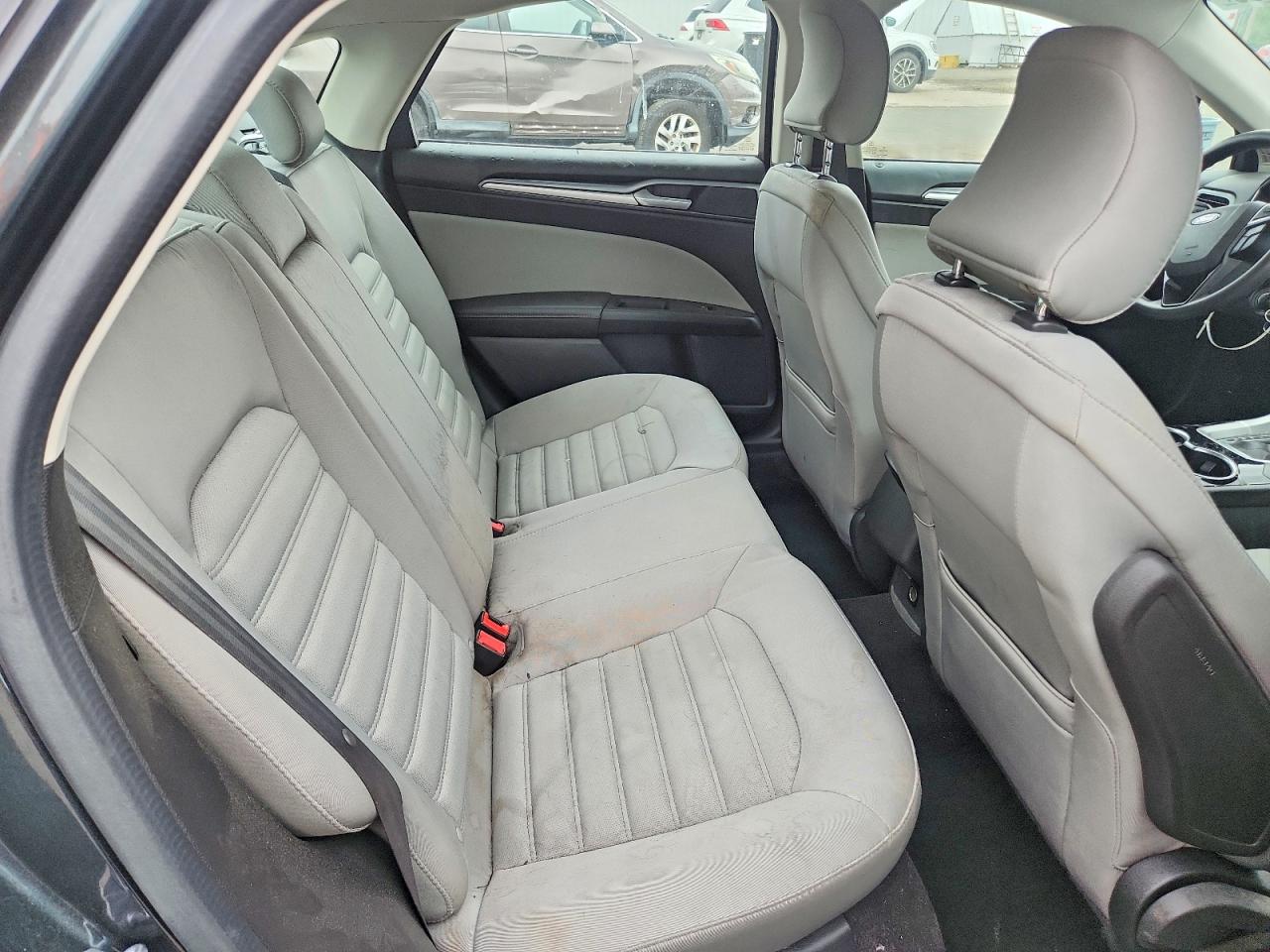 2015 Ford Fusion S Gray vin: 3FA6P0G70FR203932