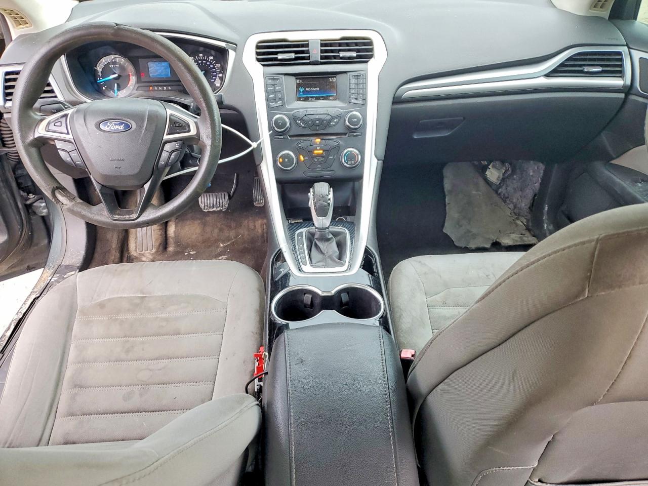 2015 Ford Fusion S Green vin: 3FA6P0G70FR235893