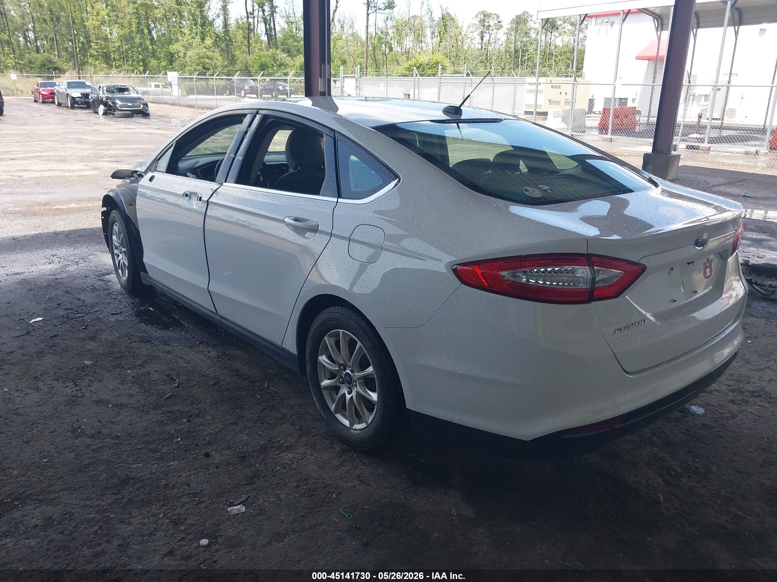 2015 Ford Fusion S White vin: 3FA6P0G70FR242326
