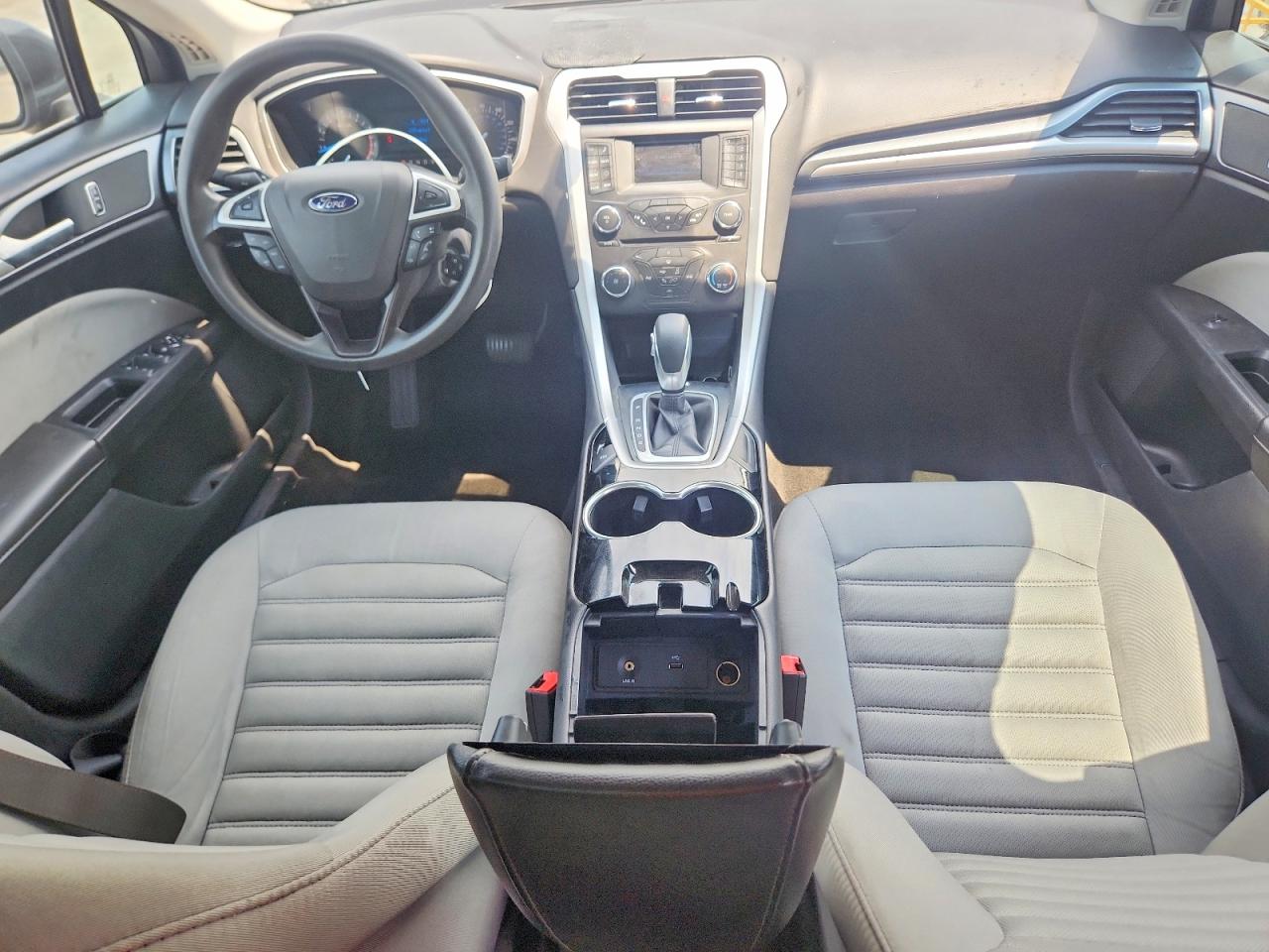 2015 Ford Fusion S Gray vin: 3FA6P0G70FR279635