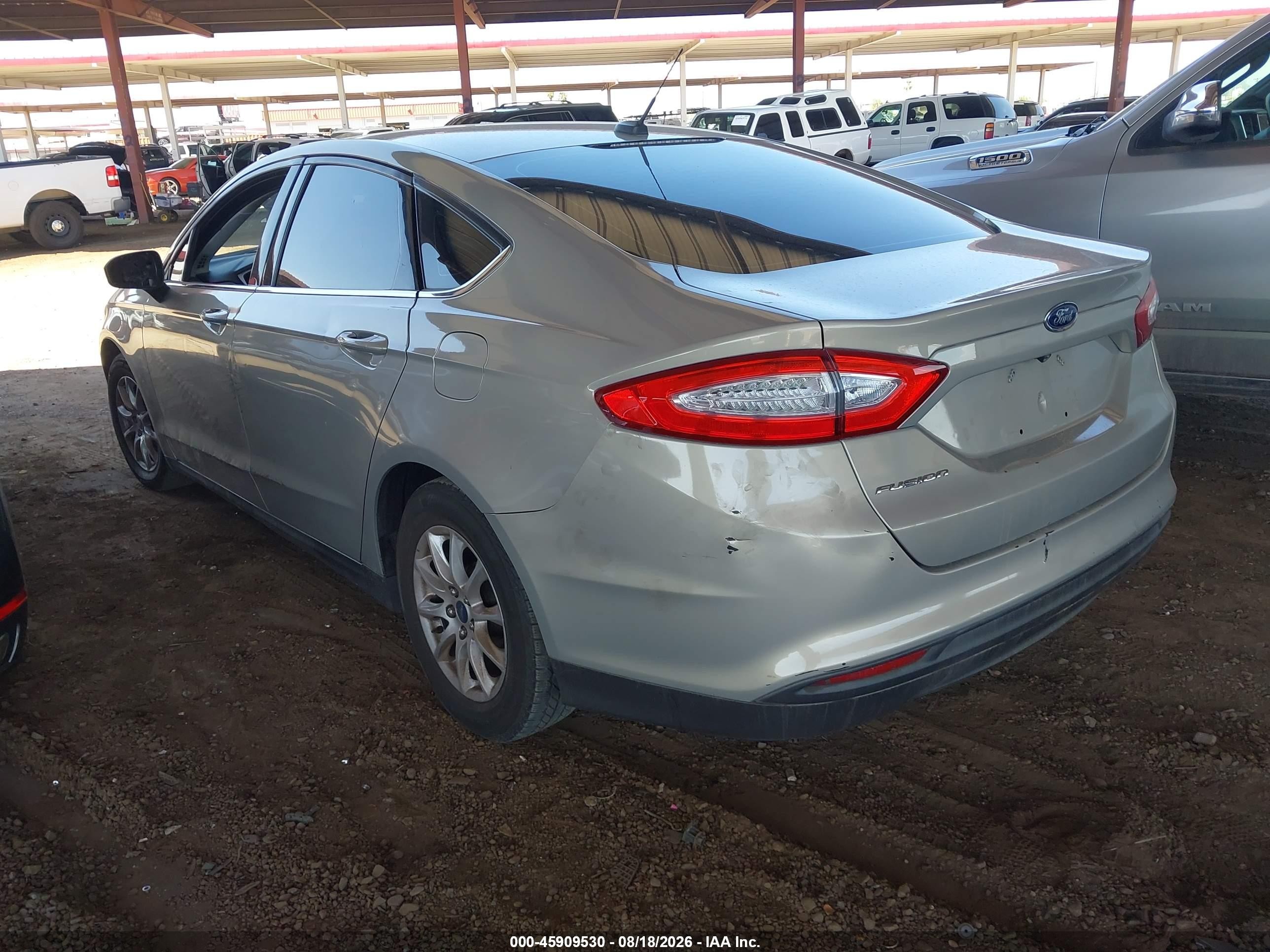 2015 Ford Fusion S Желто-коричневый vin: 3FA6P0G70FR295270