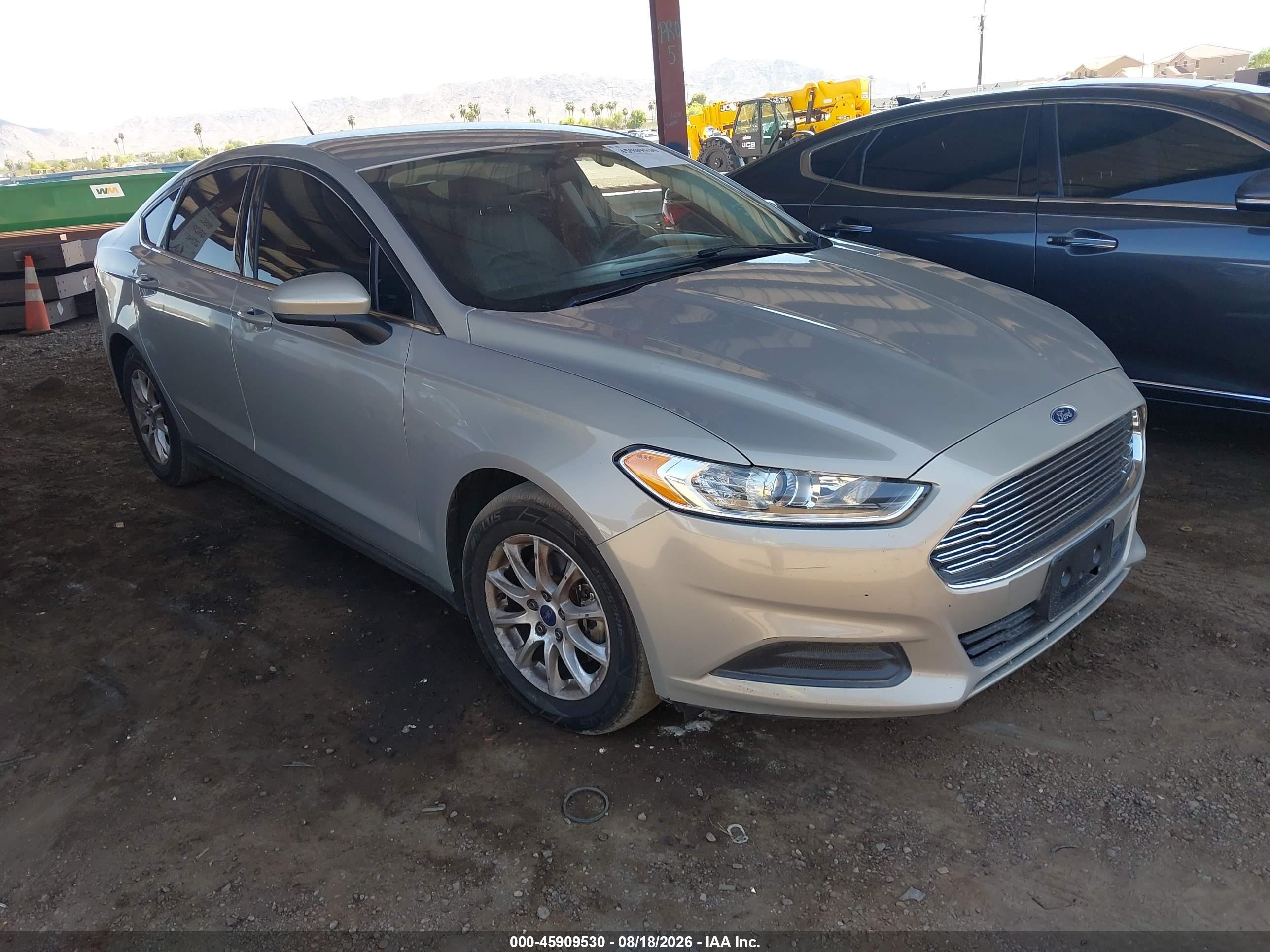 2015 Ford Fusion S Tan vin: 3FA6P0G70FR295270