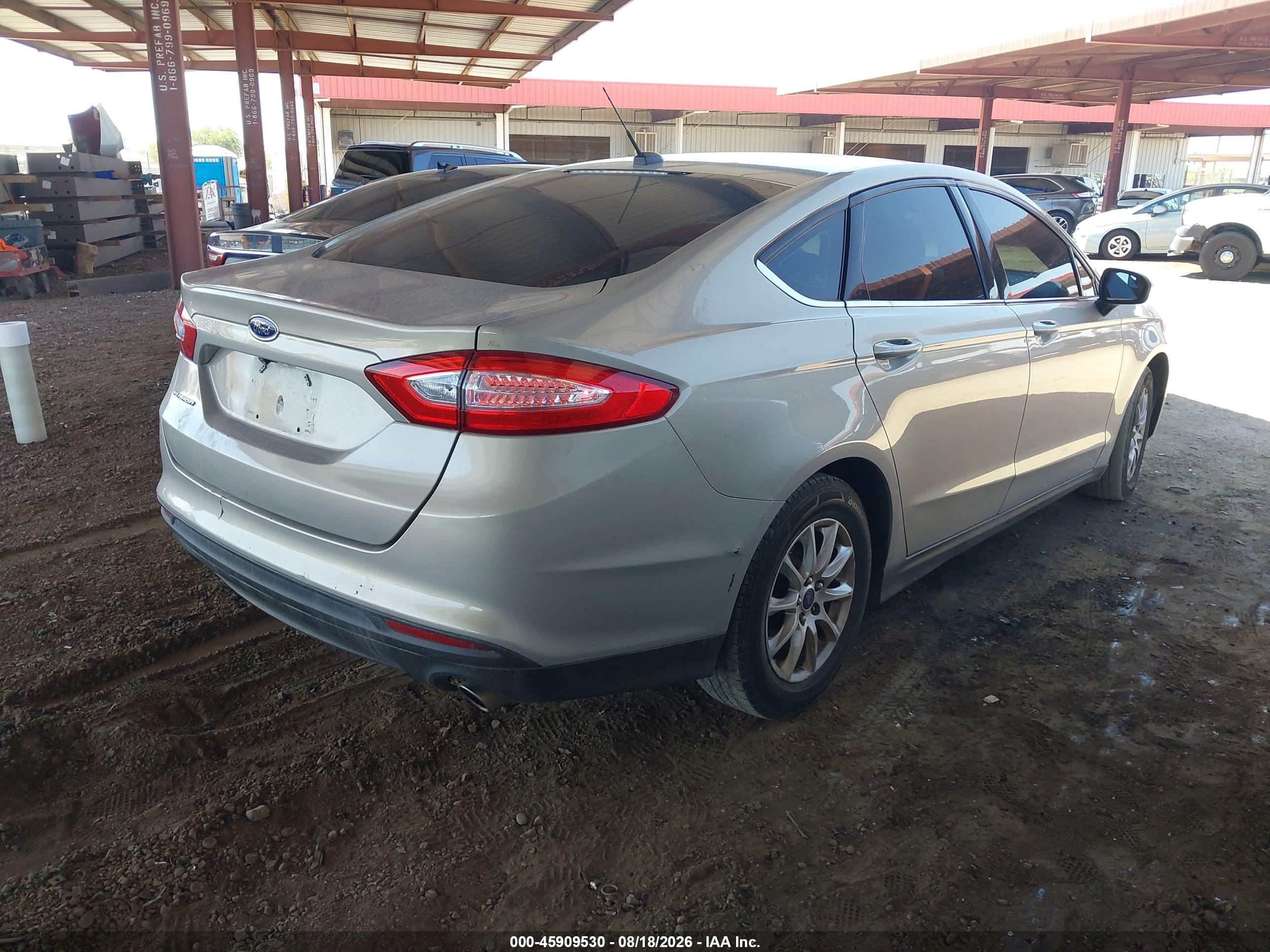 2015 Ford Fusion S Желто-коричневый vin: 3FA6P0G70FR295270
