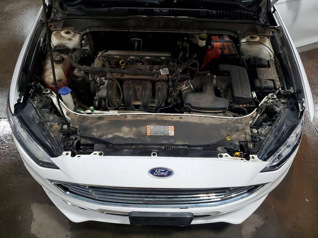 2018 Ford Fusion S White vin: 3FA6P0G70JR115181