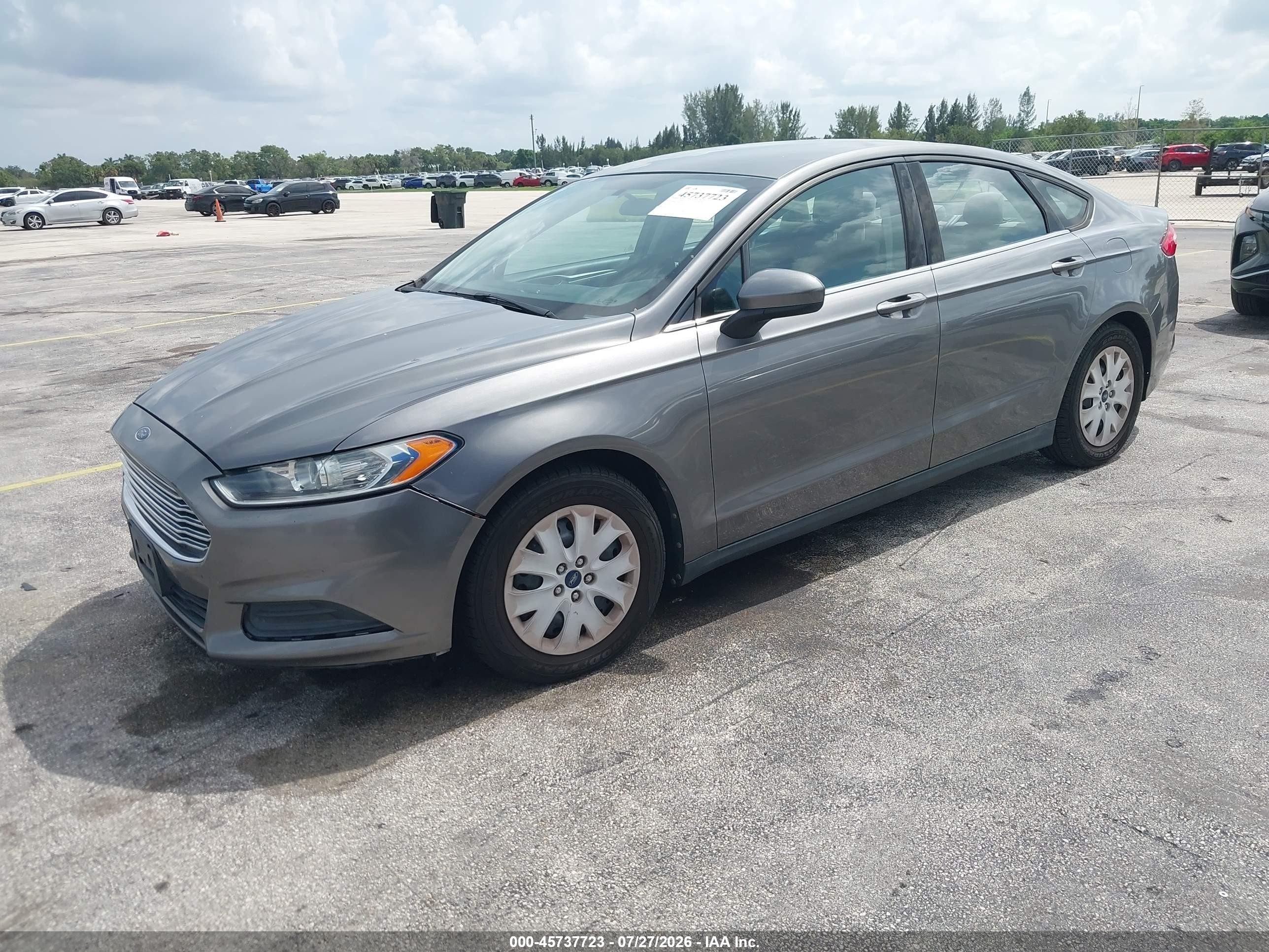 2013 Ford Fusion S Gray vin: 3FA6P0G71DR147206