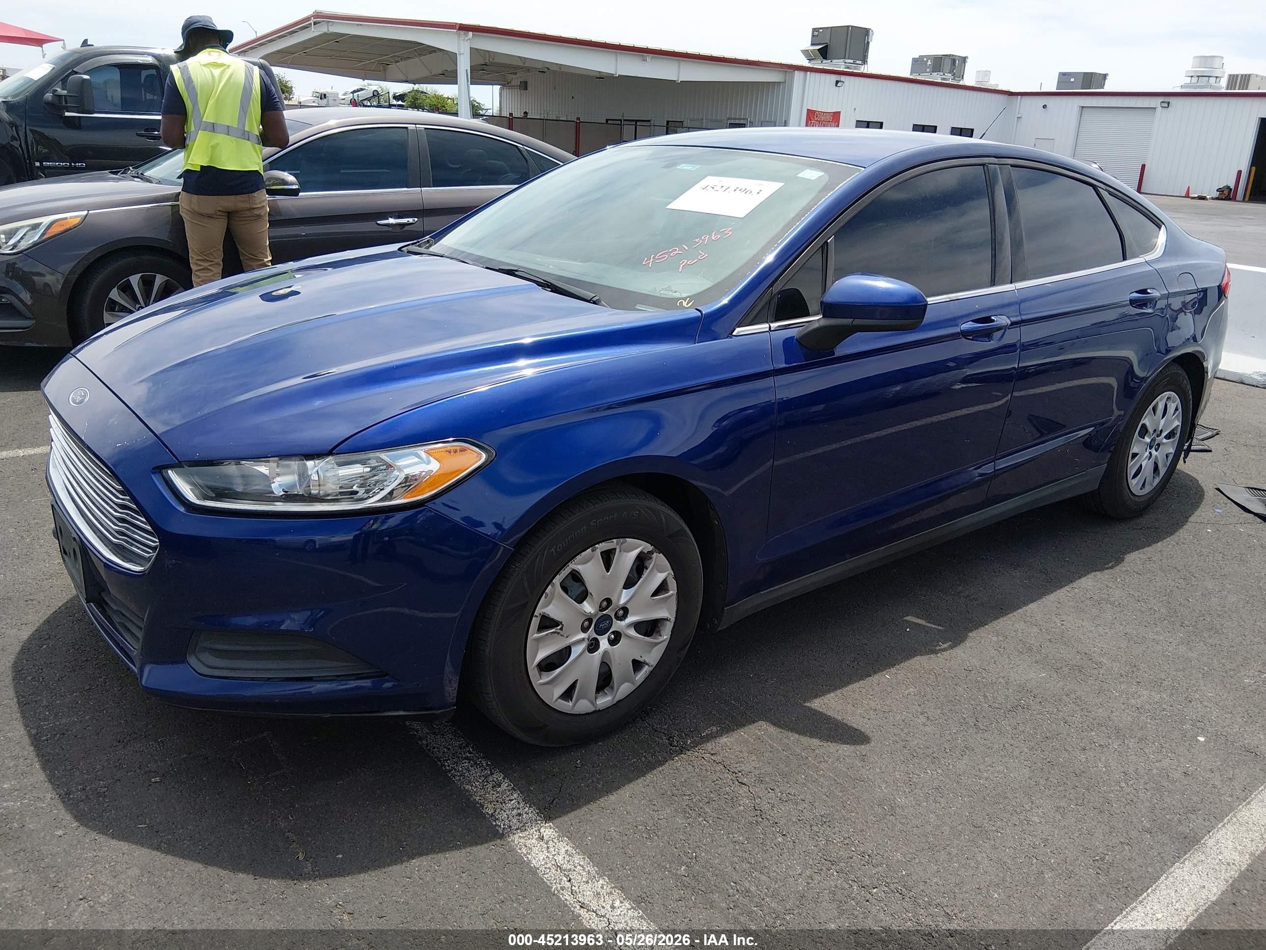 2013 Ford Fusion S Blue vin: 3FA6P0G71DR187883