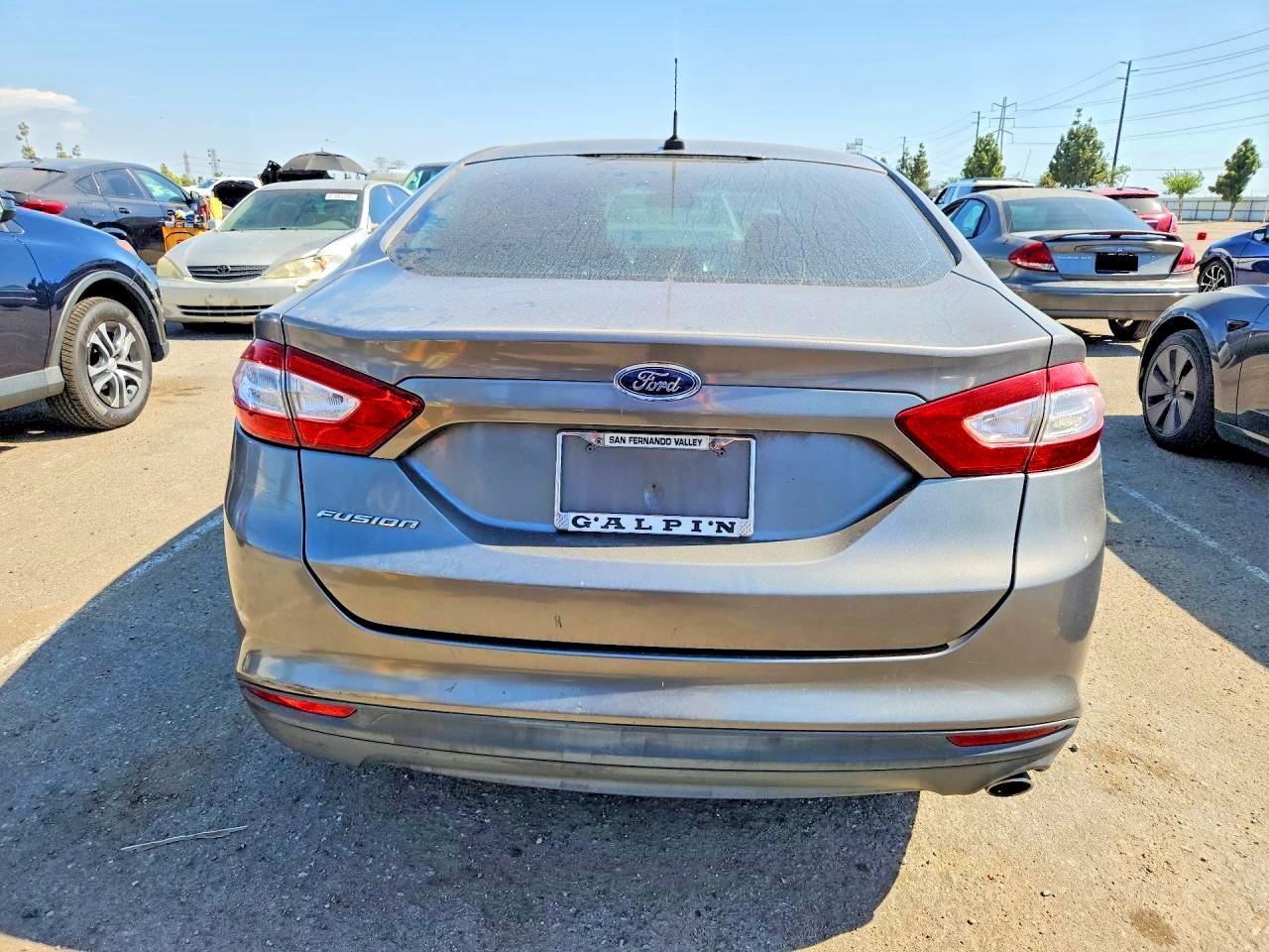 2013 Ford Fusion S Gray vin: 3FA6P0G71DR267703