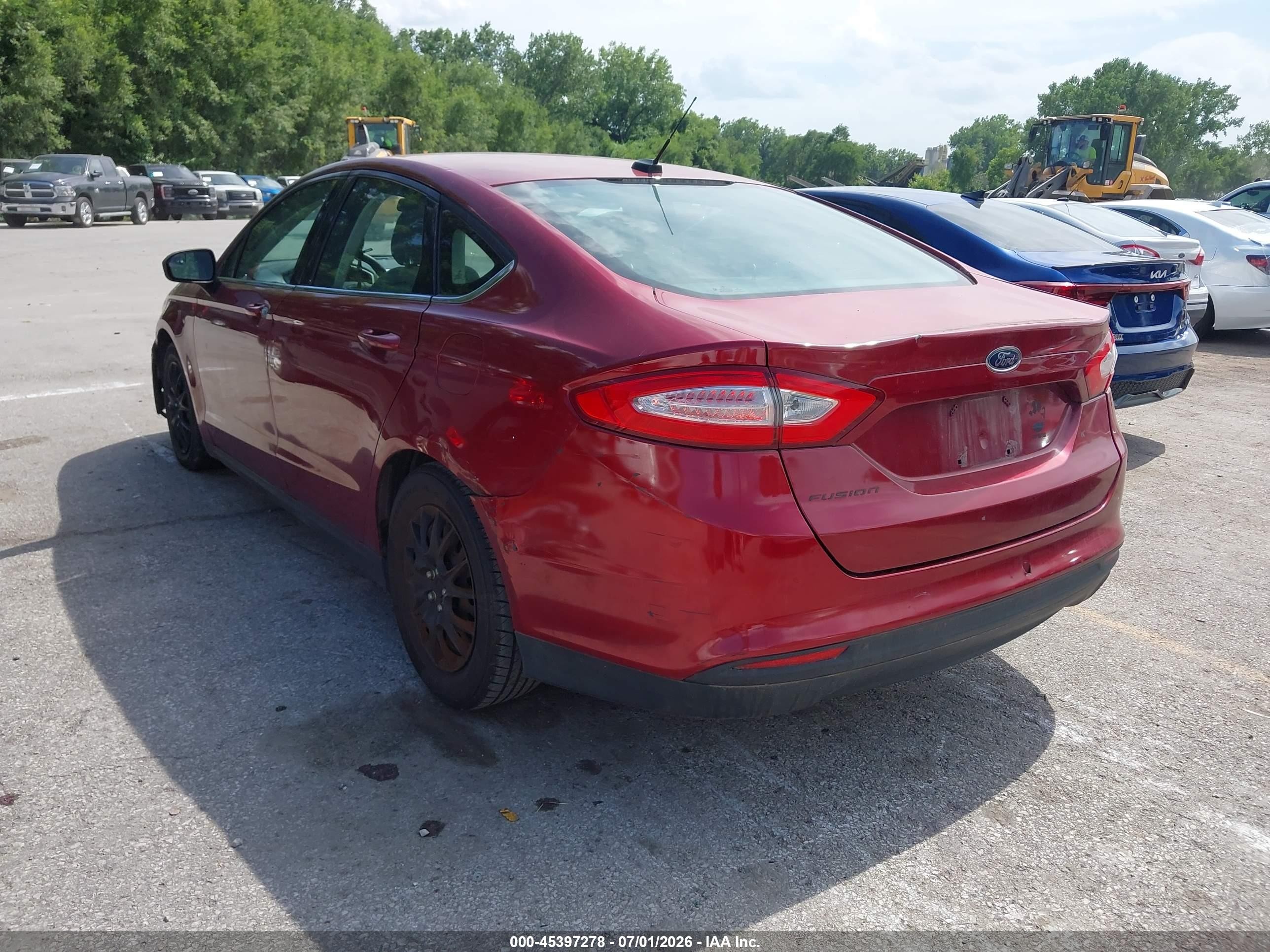 2013 Ford Fusion S Red vin: 3FA6P0G71DR279012
