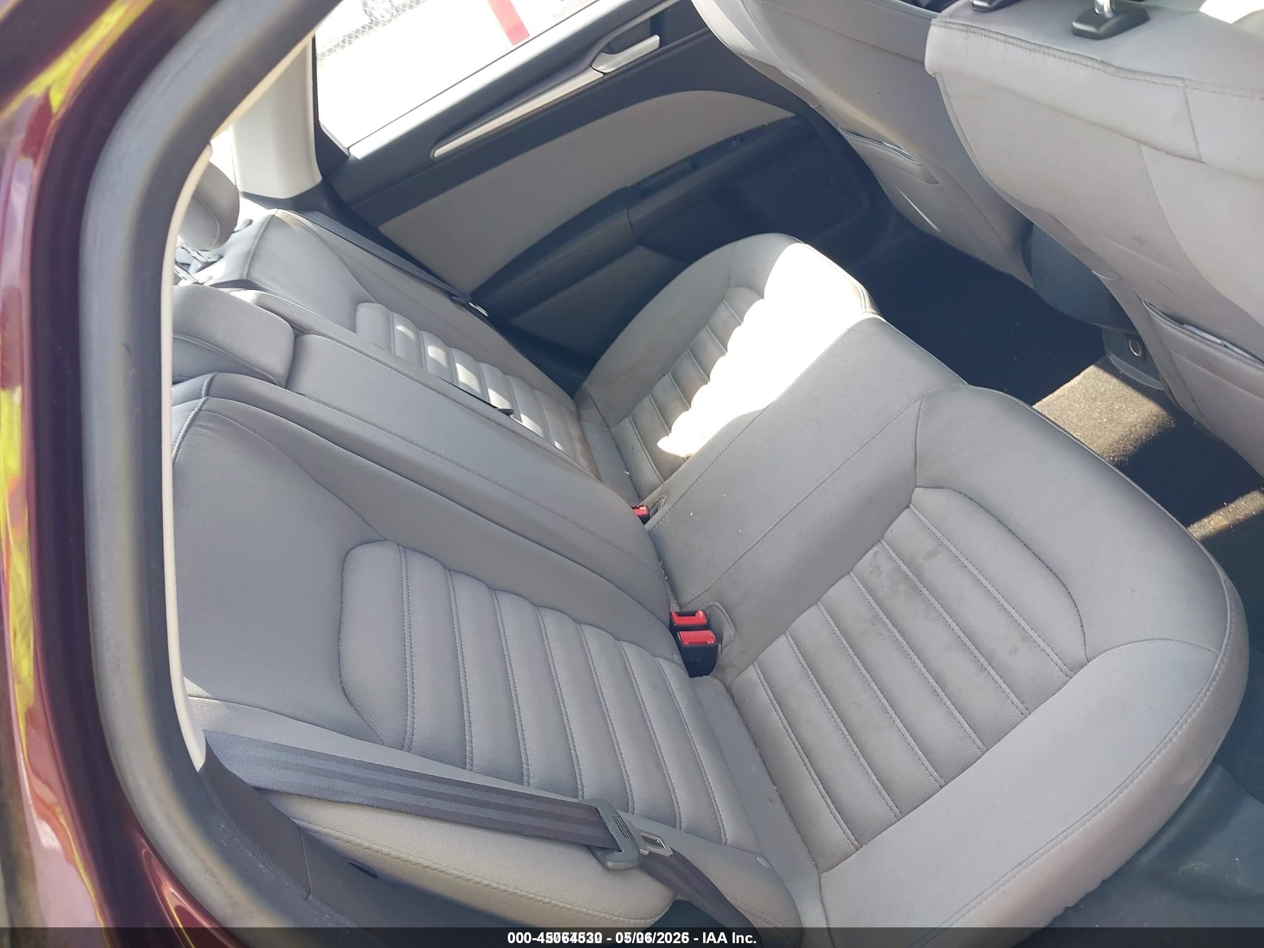 2013 Ford Fusion S Maroon vin: 3FA6P0G71DR379188