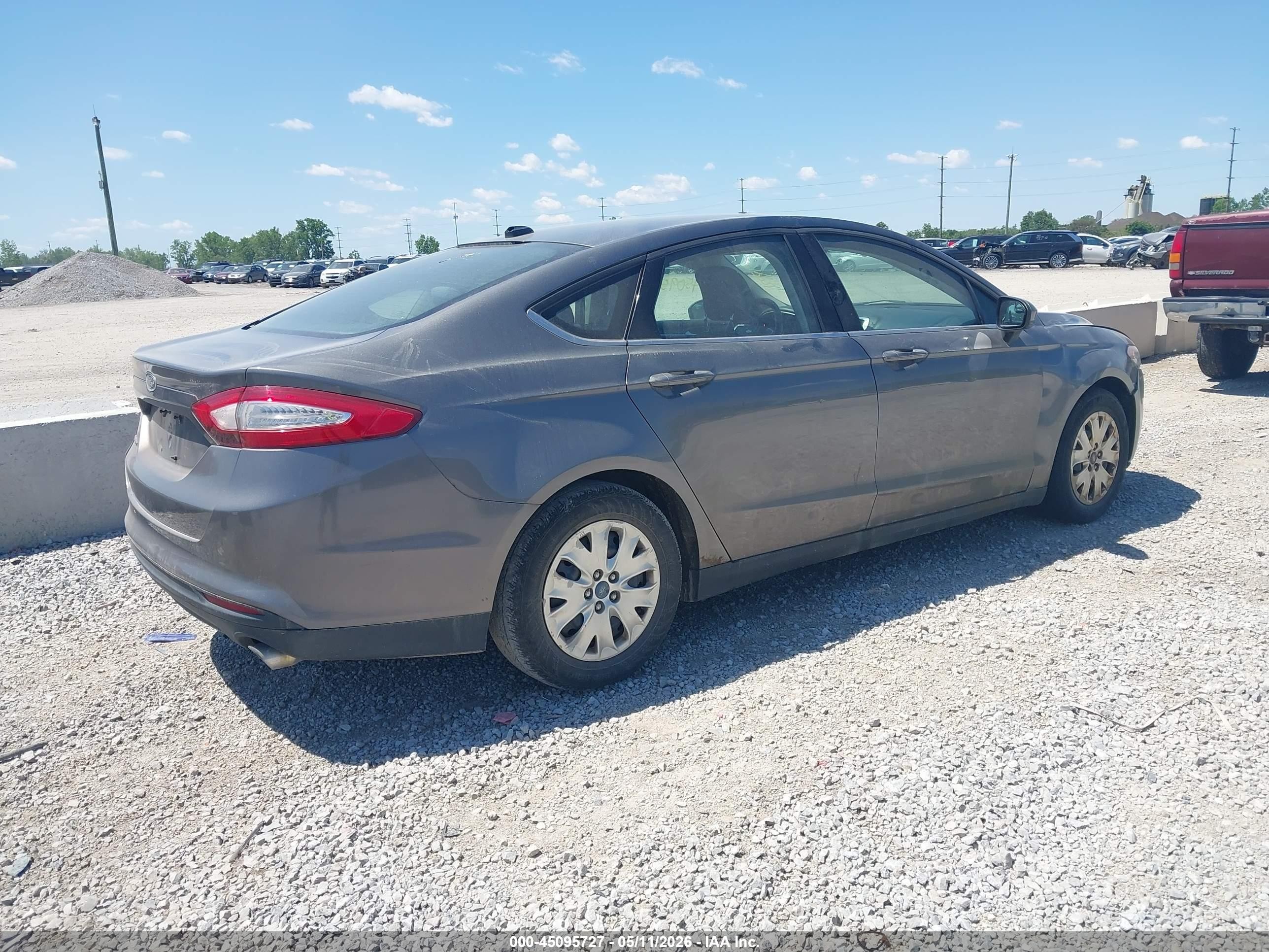 2014 Ford Fusion S Gray vin: 3FA6P0G71ER108553