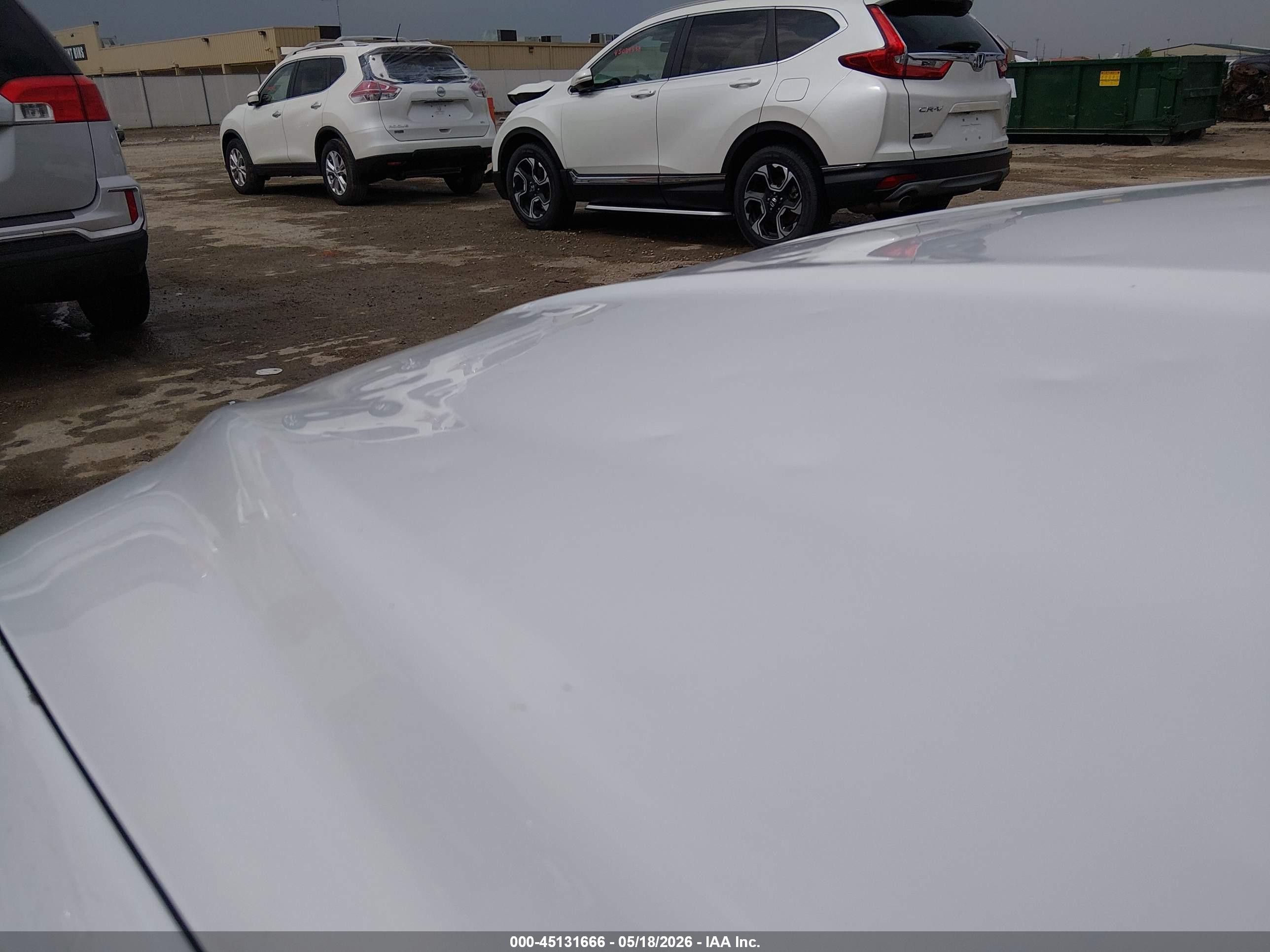 2015 Ford Fusion S Белый vin: 3FA6P0G71FR118386