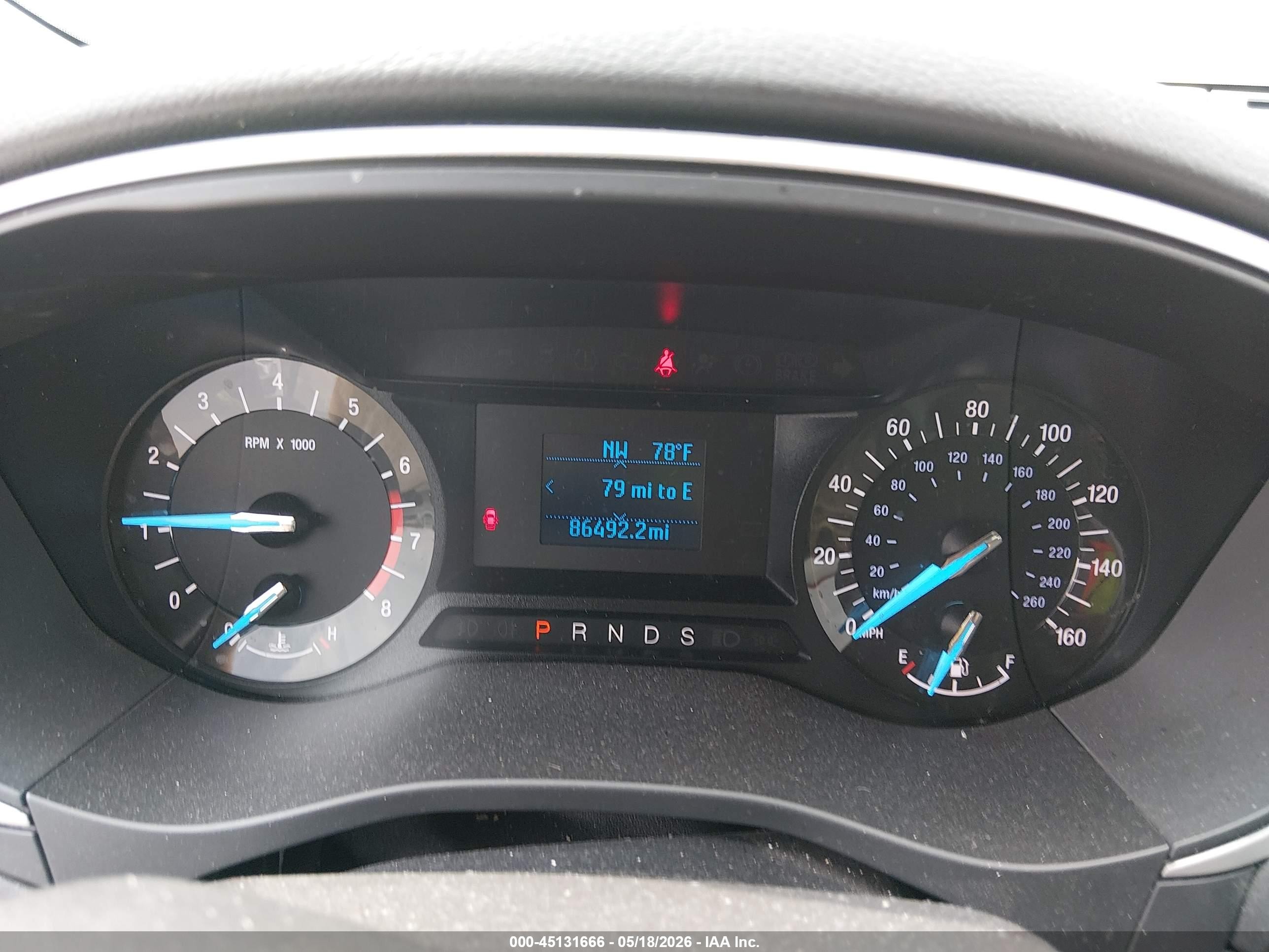 2015 Ford Fusion S Белый vin: 3FA6P0G71FR118386