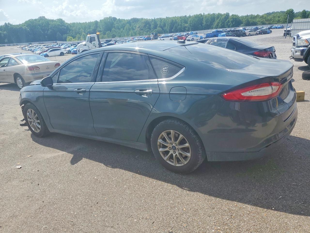 2015 Ford Fusion S Серый vin: 3FA6P0G71FR149783
