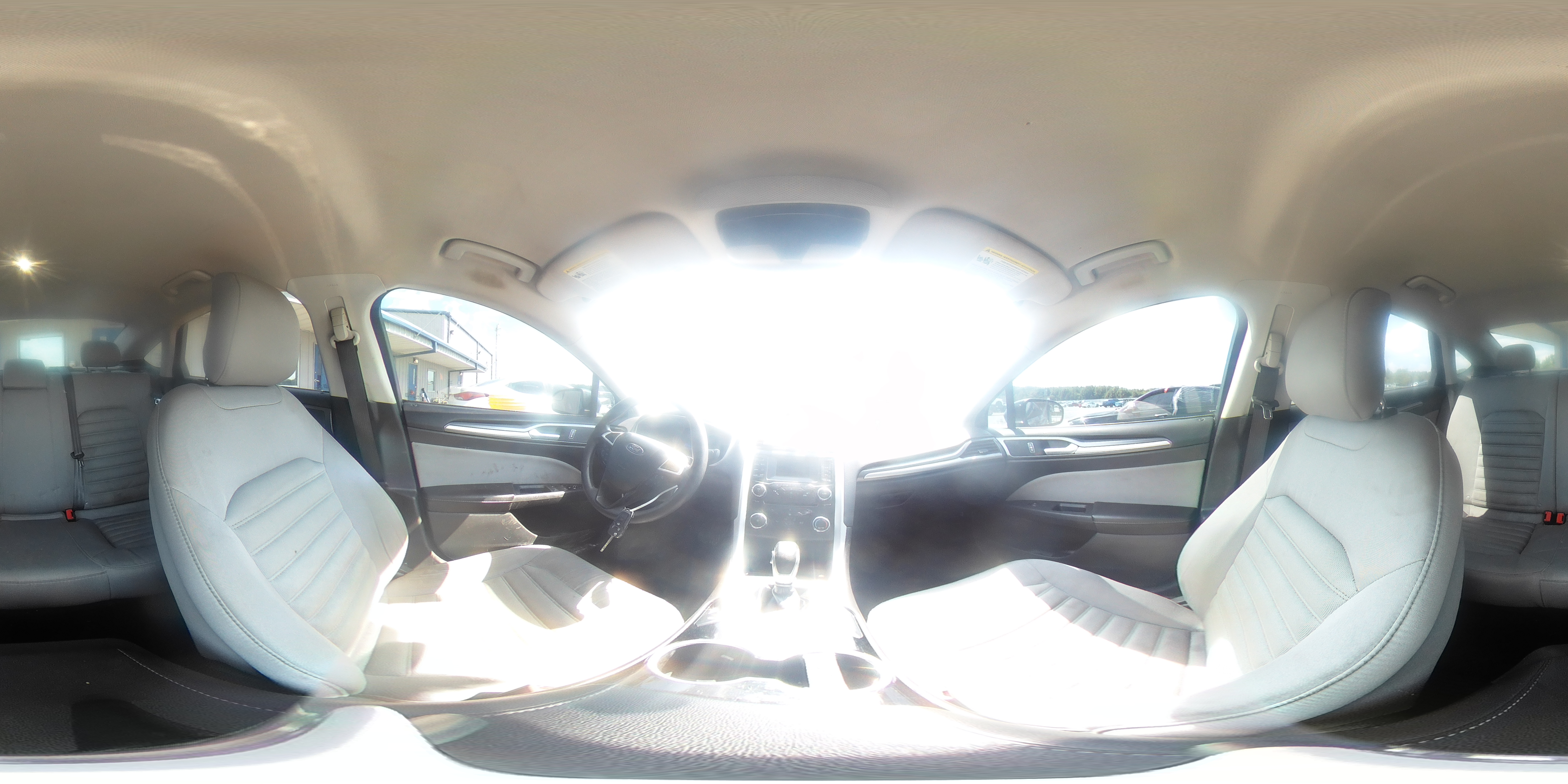2015 Ford Fusion S Серый vin: 3FA6P0G71FR149783