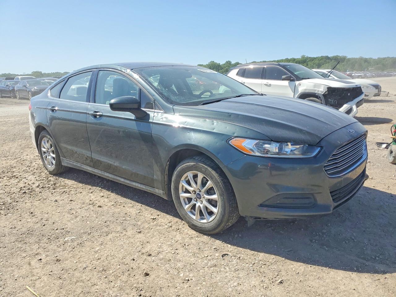 2015 Ford Fusion S Gray vin: 3FA6P0G71FR185098