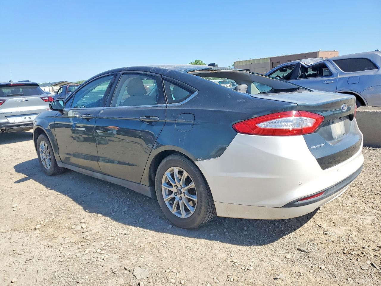 2015 Ford Fusion S Gray vin: 3FA6P0G71FR185098
