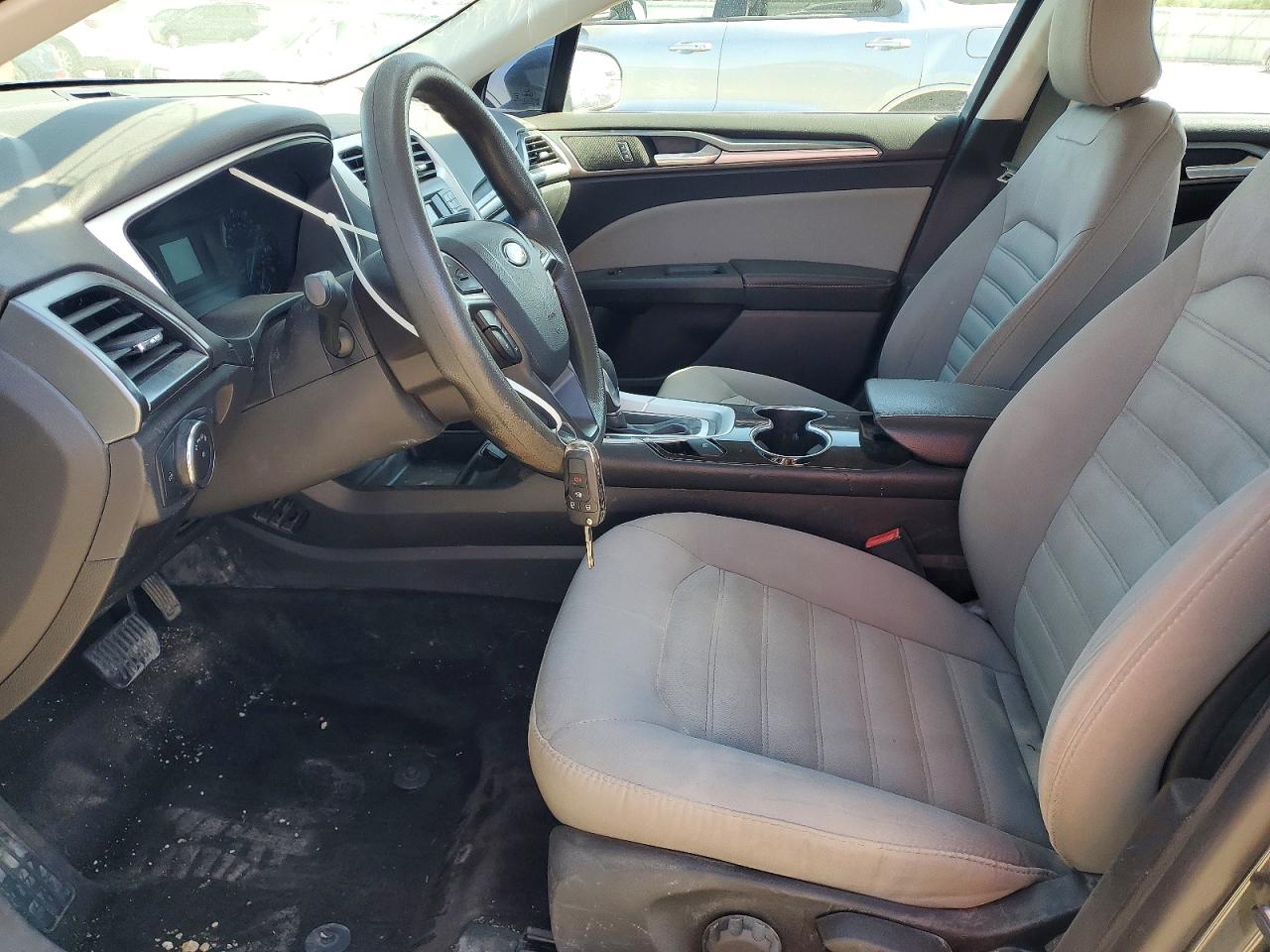 2015 Ford Fusion S Gray vin: 3FA6P0G71FR185098