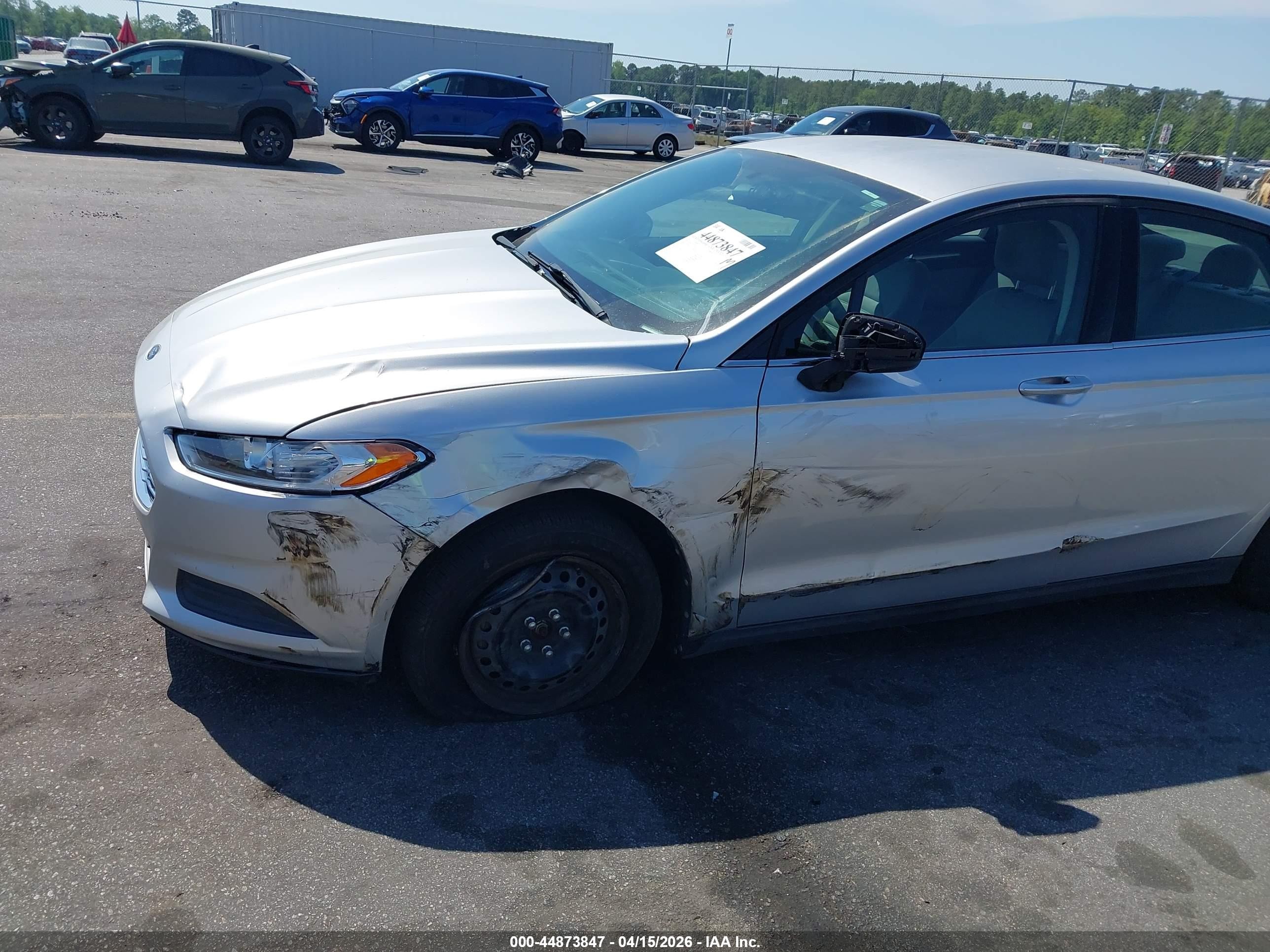 2013 Ford Fusion S Silver vin: 3FA6P0G72DR158554