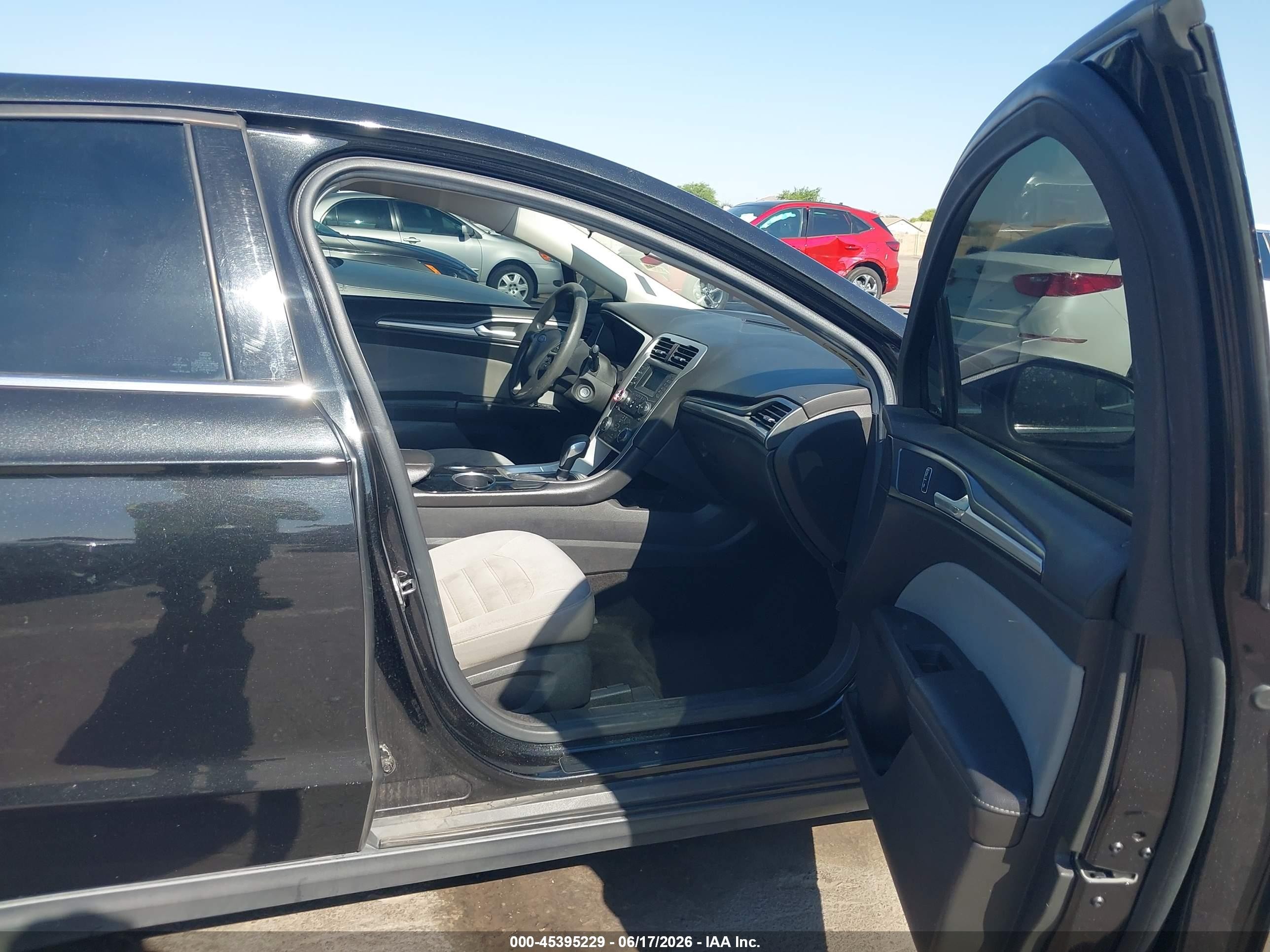 2013 Ford Fusion S Black vin: 3FA6P0G72DR328430